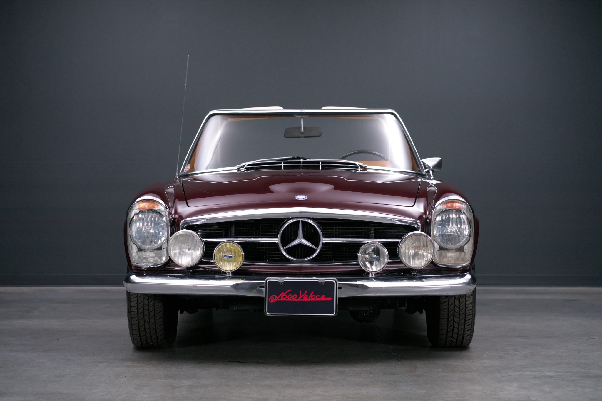Mercedes-Benz W113 SL 