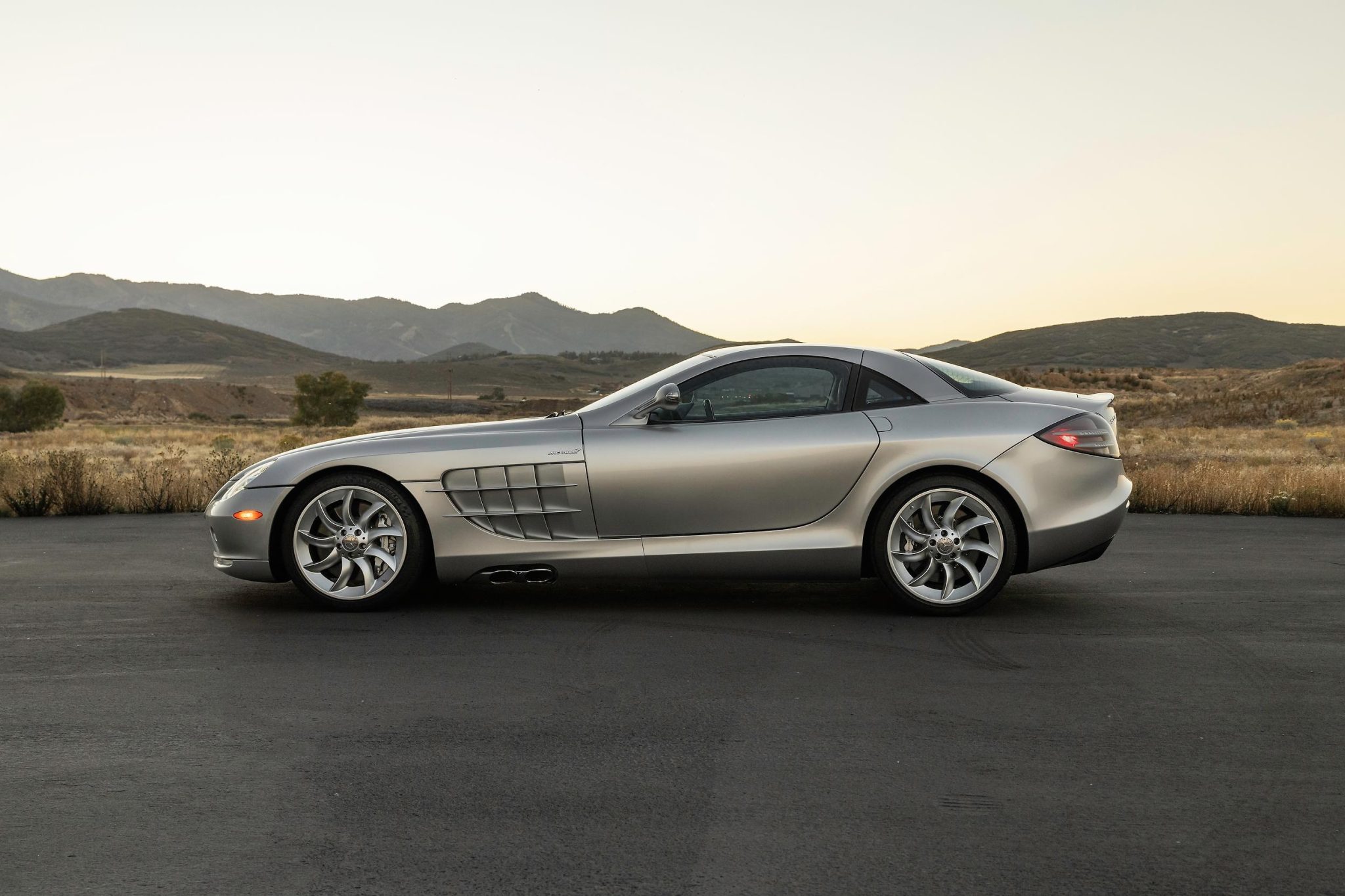 Mercedes-Benz SLR McLaren 