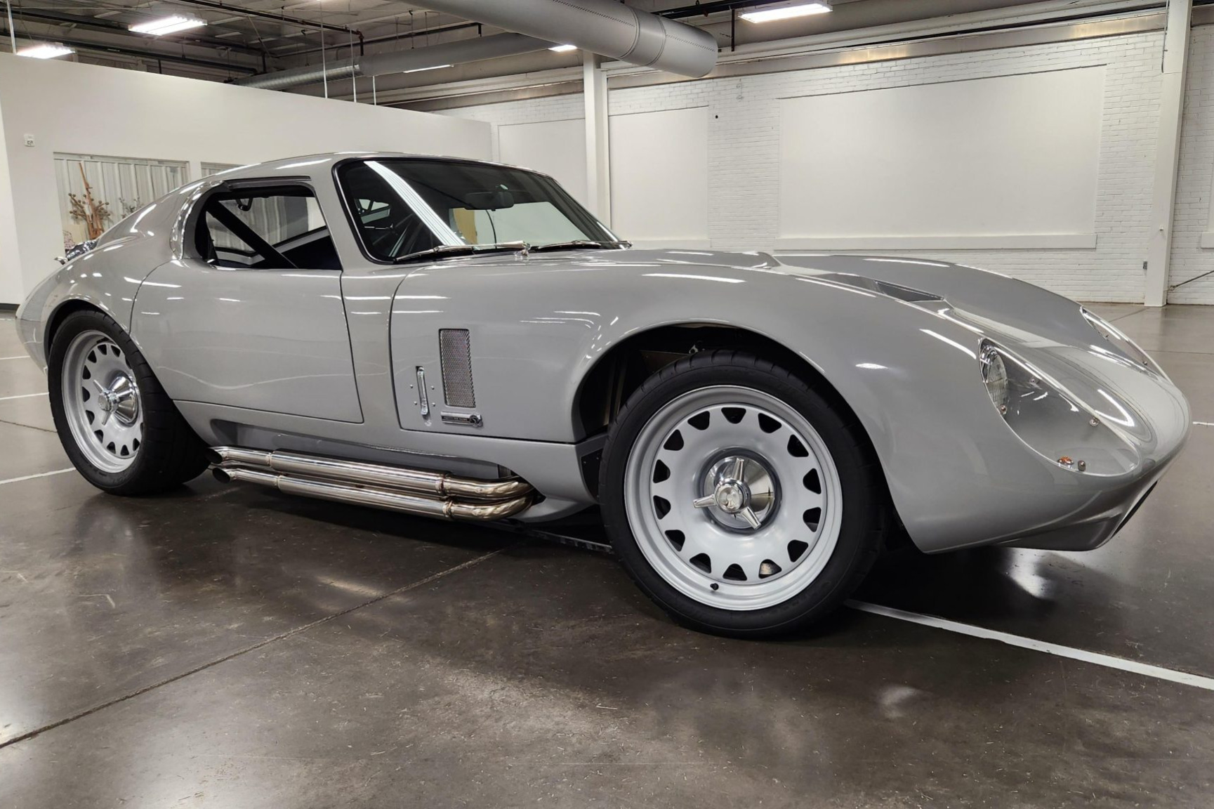 Shelby Daytona Coupe Replica 