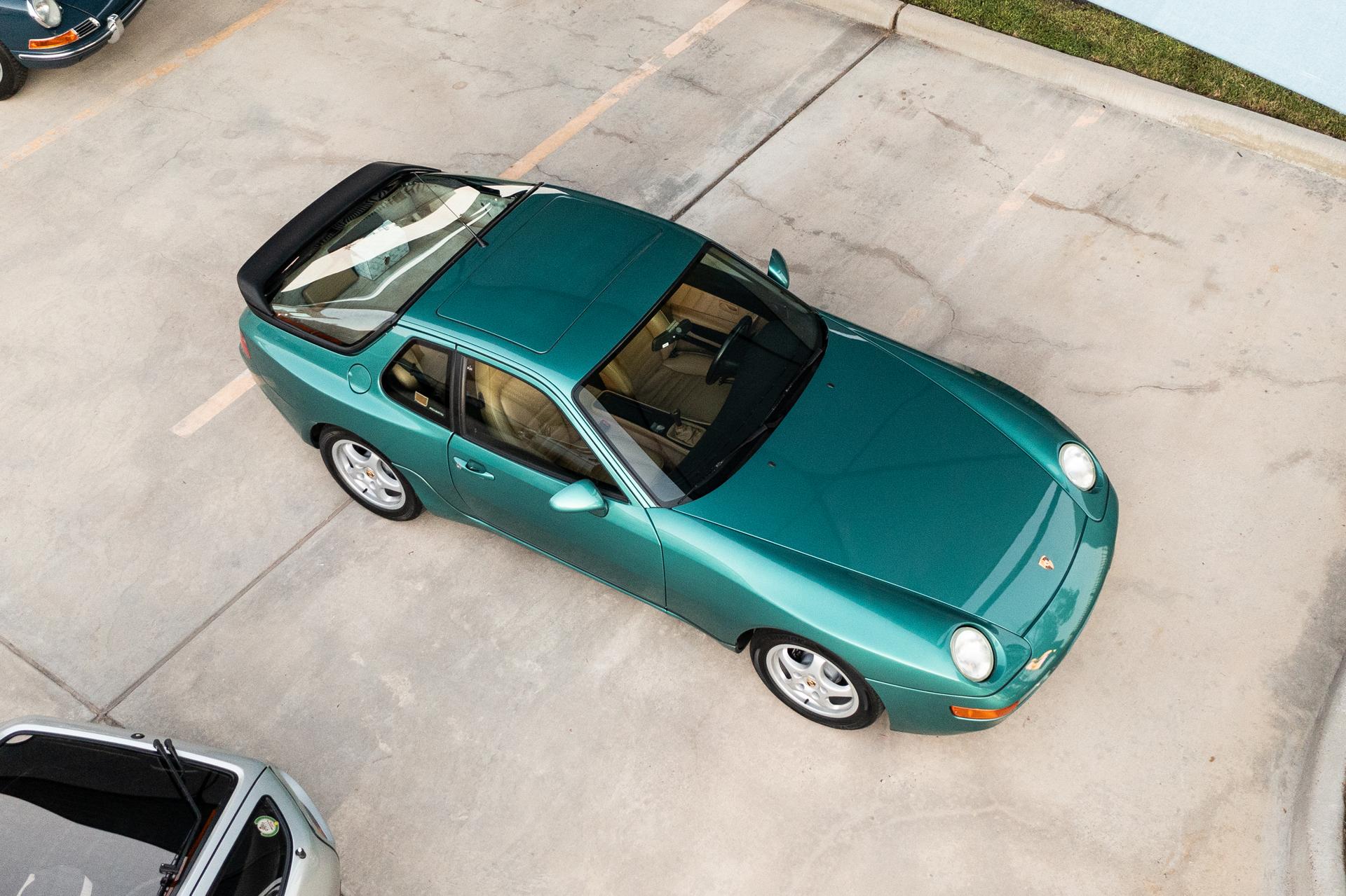 Porsche 968 