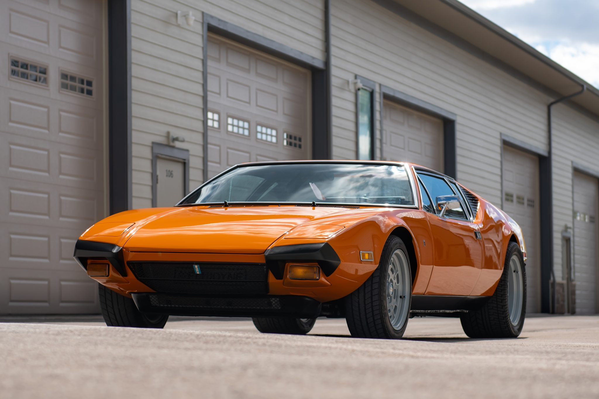 DeTomaso Pantera 