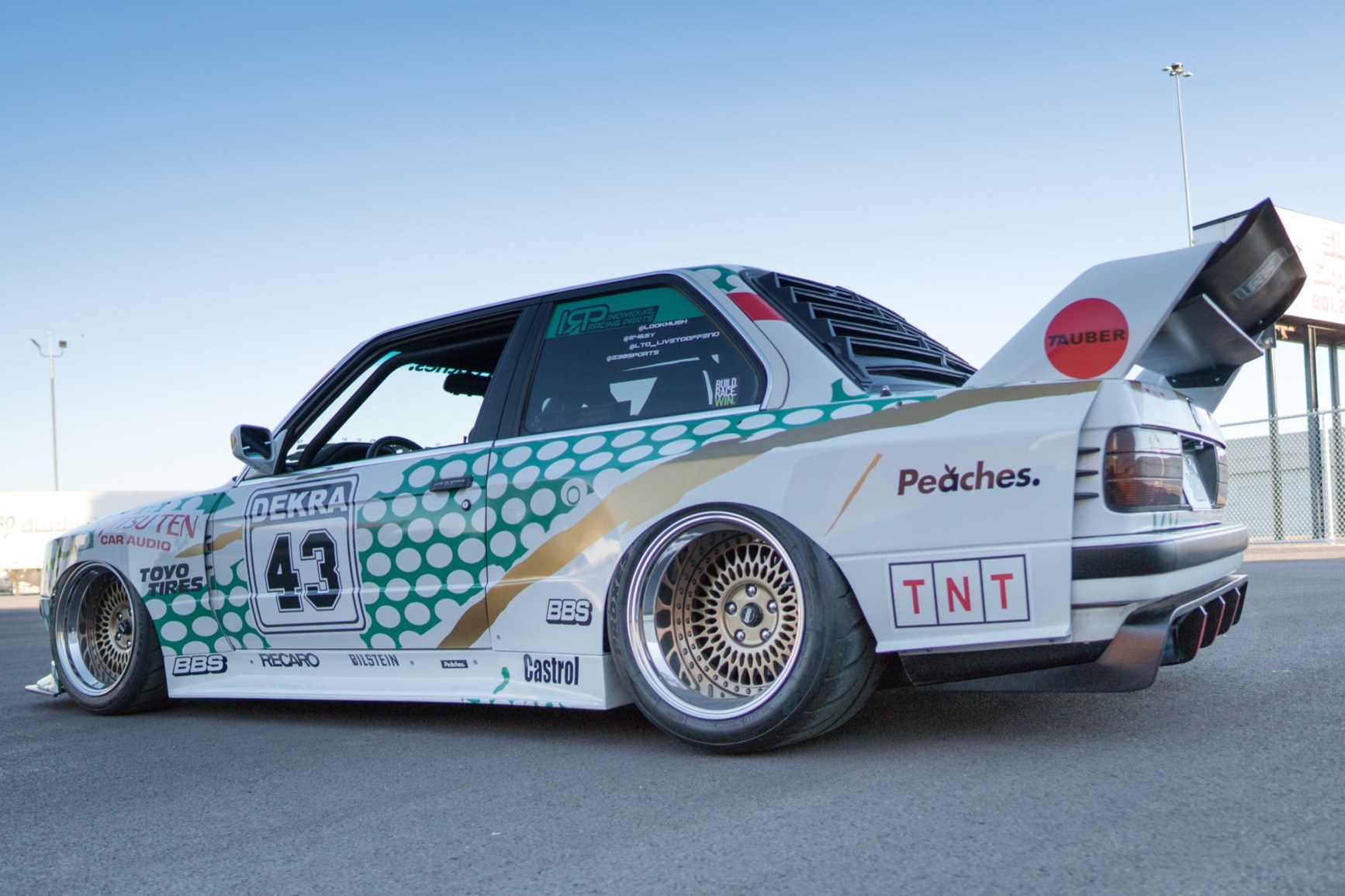 BMW E30 3-Series Coupe 