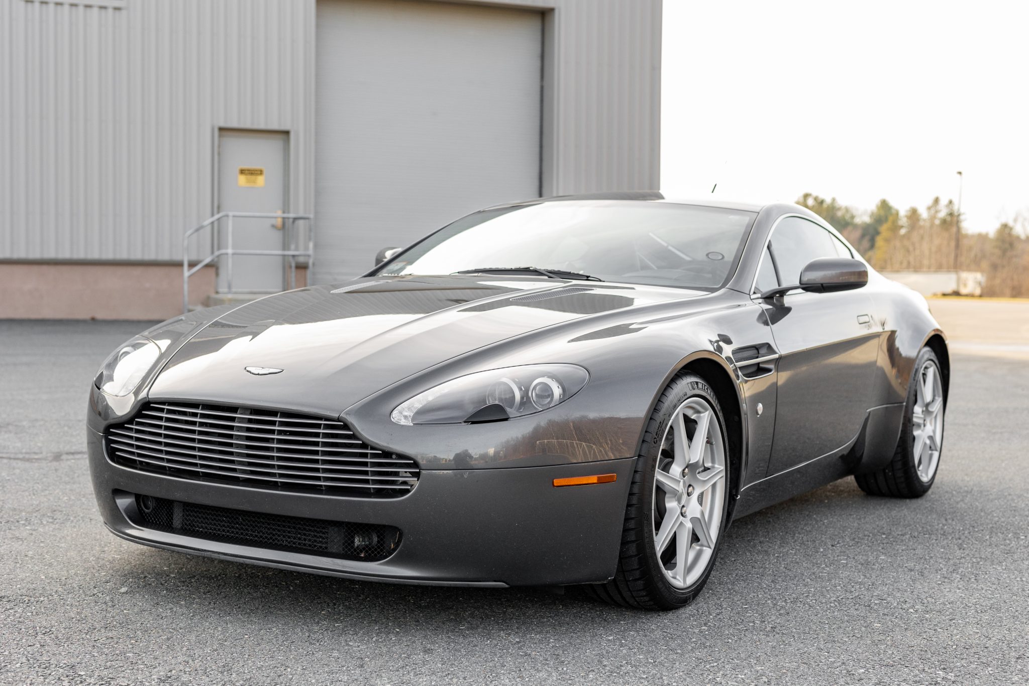 Aston Martin V8 Vantage (2006+) 