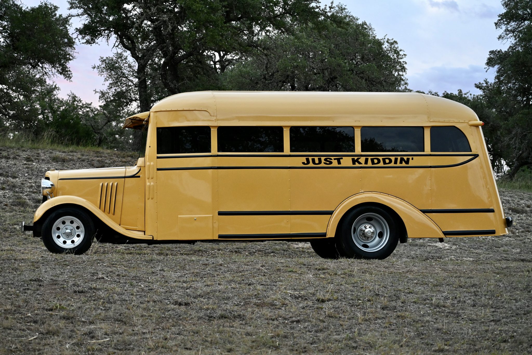 Chevrolet Superior School Bus 