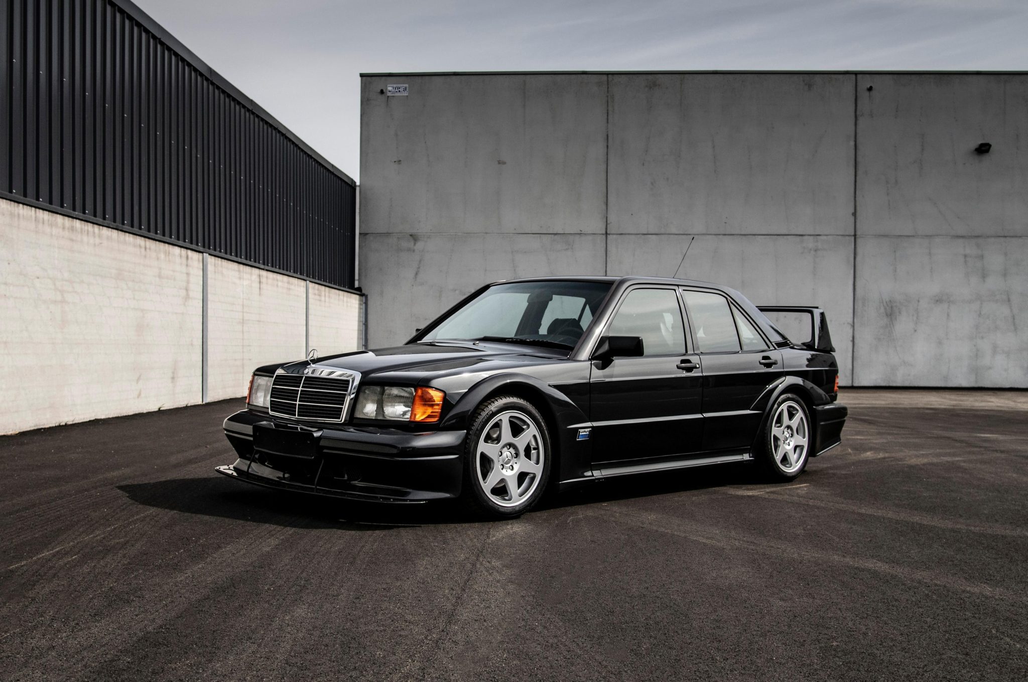 Mercedes-Benz 190E 2.3-16 & 2.5-16 