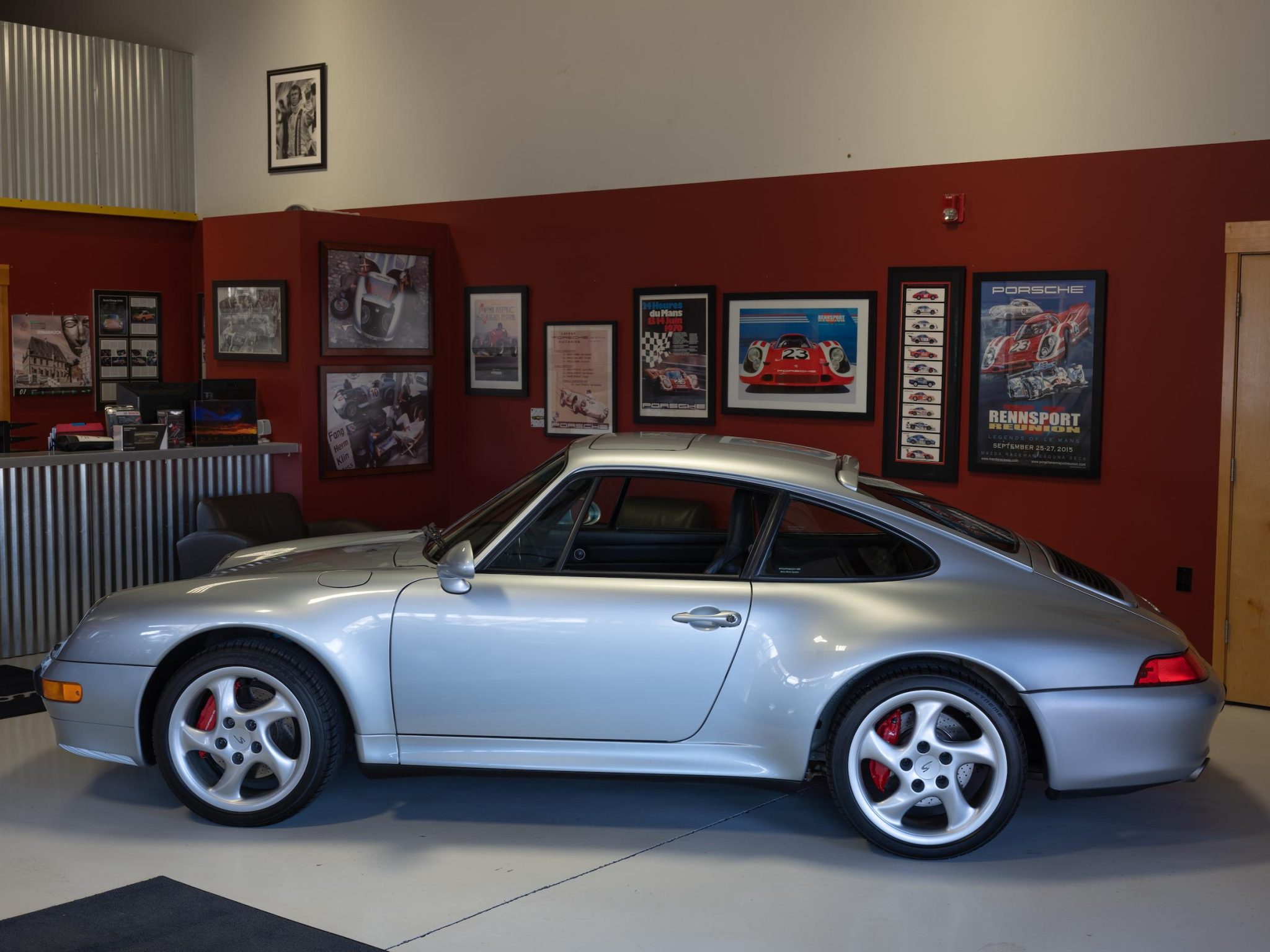Porsche 993 911 (Non-Turbo/GT2) 