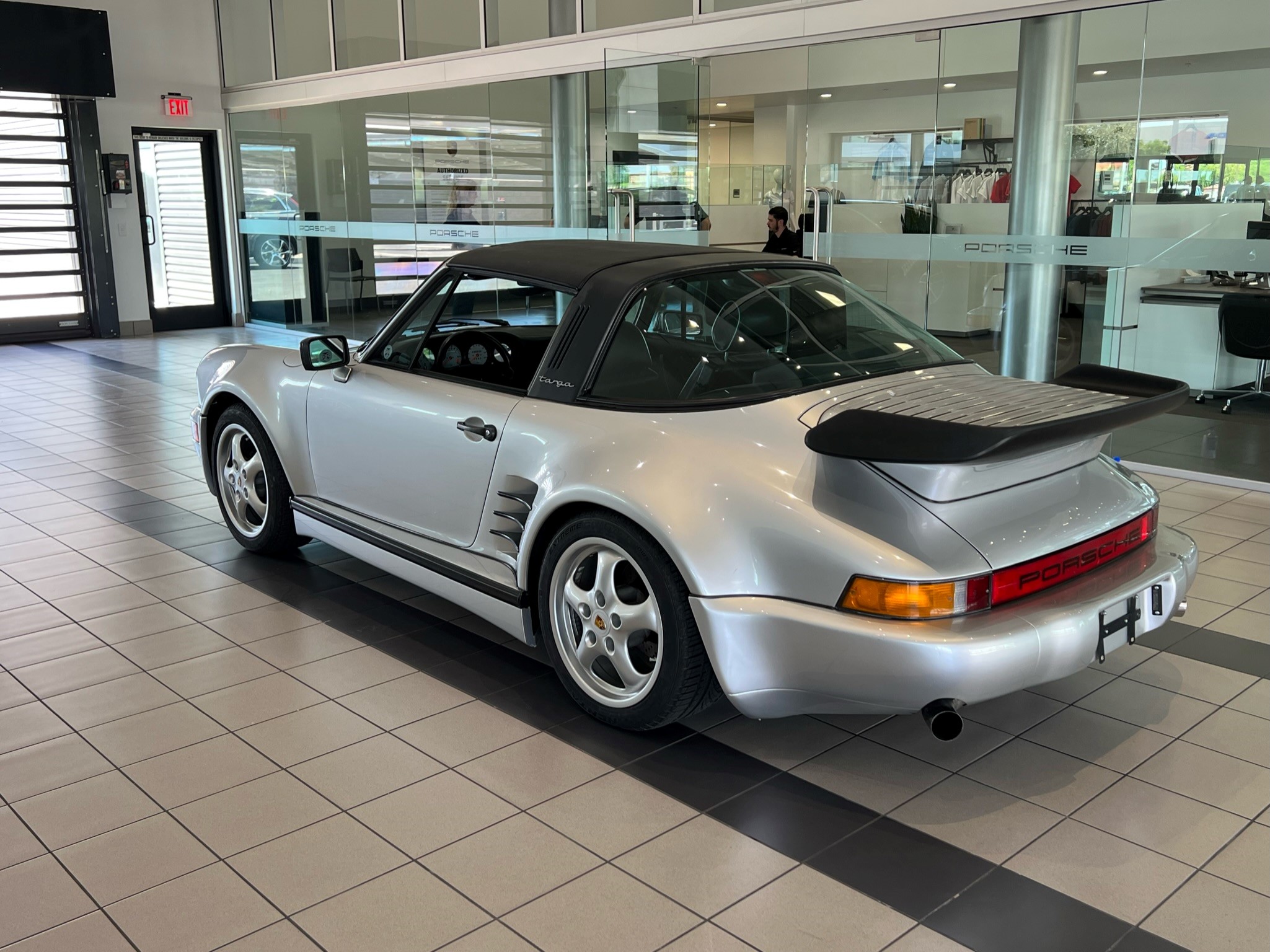 Porsche 911 Carrera 3.2 
