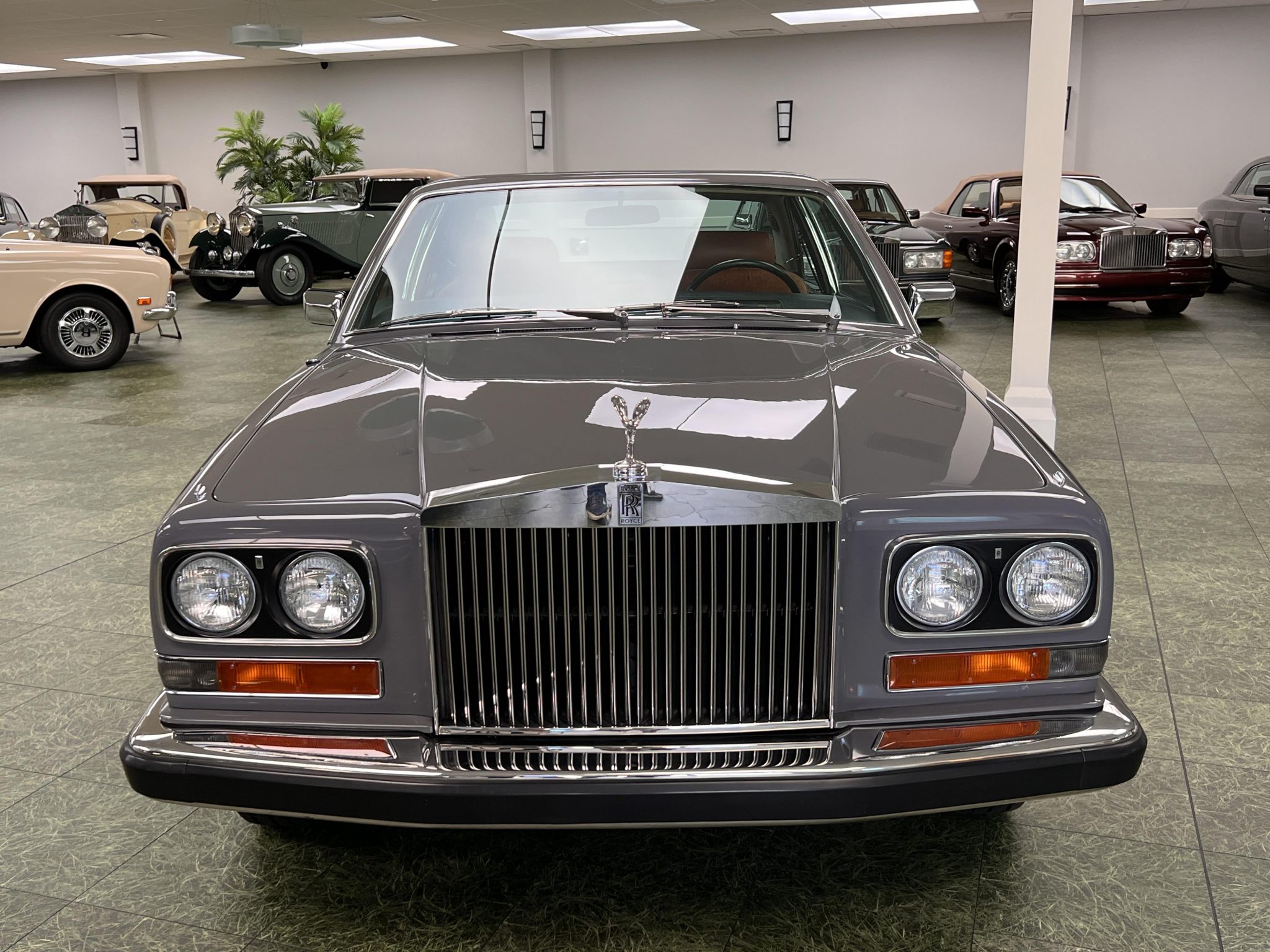 Rolls-Royce Camargue 