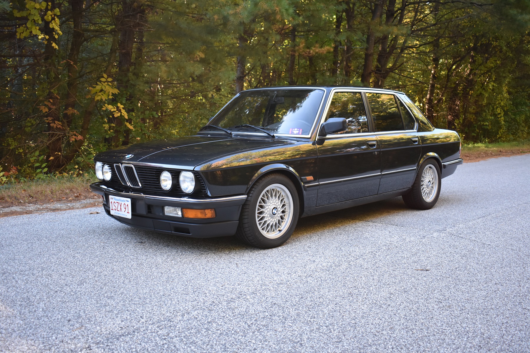 BMW E28 5-Series 
