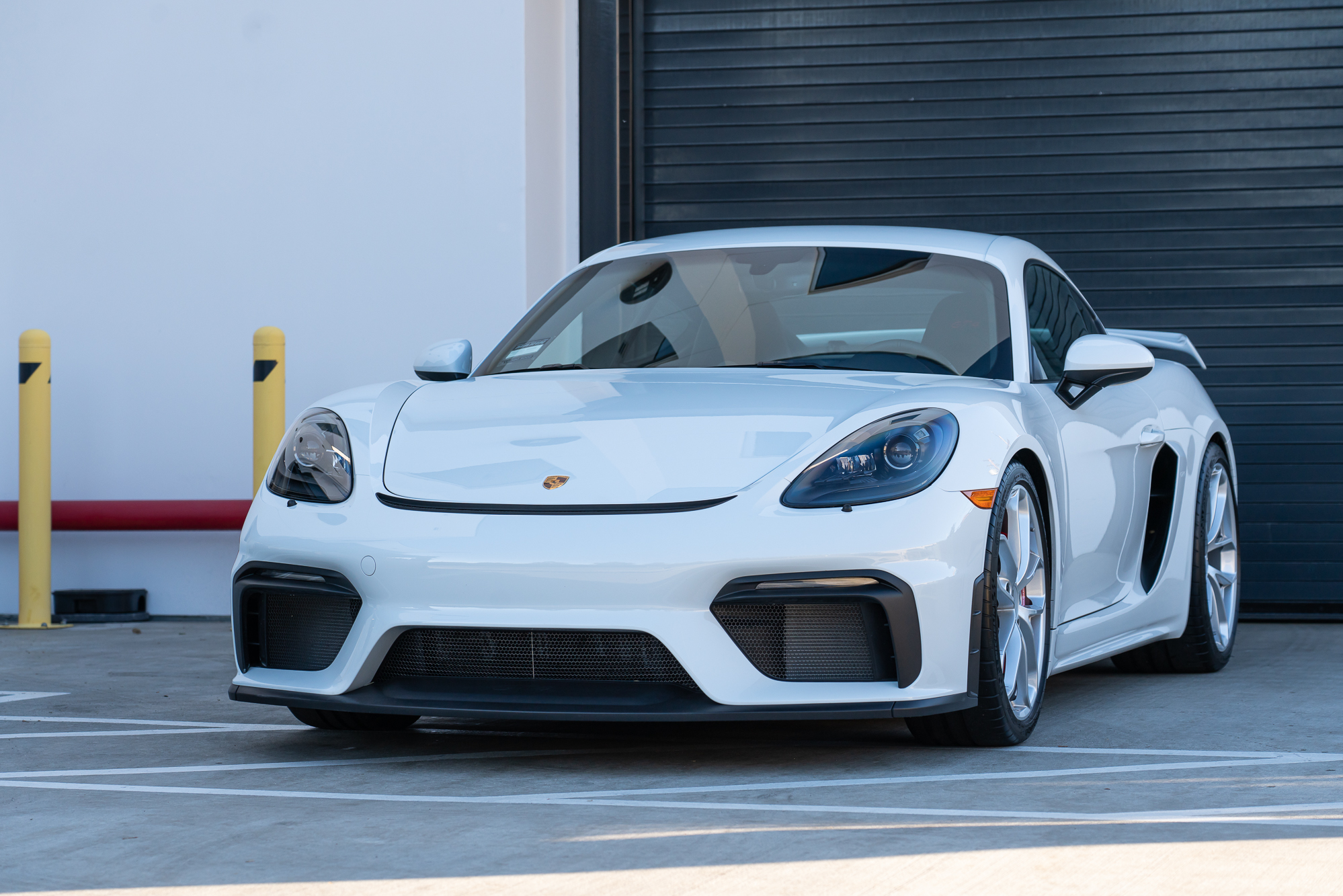 Porsche Cayman GT4 
