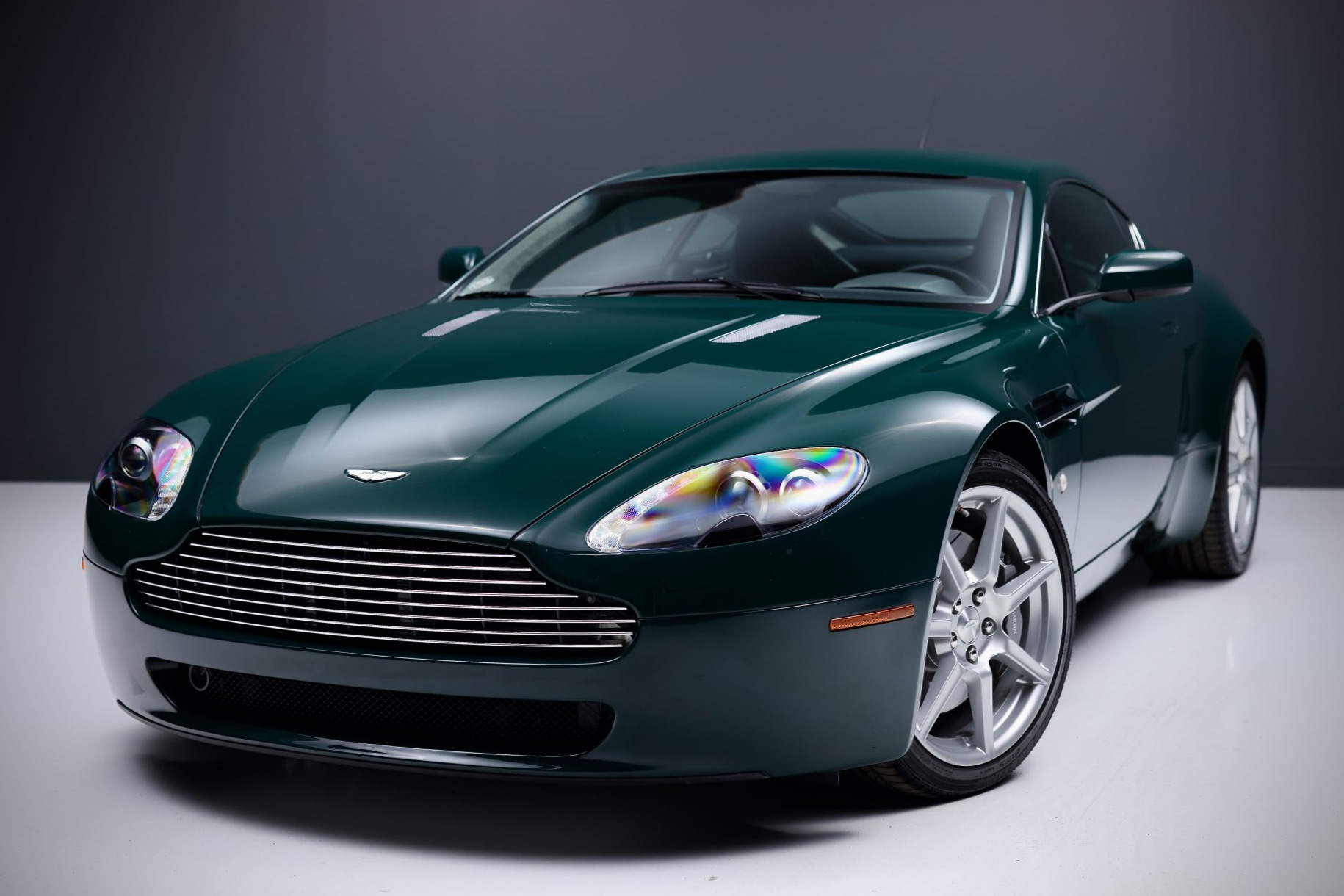 Aston Martin V8 Vantage (2006+) 