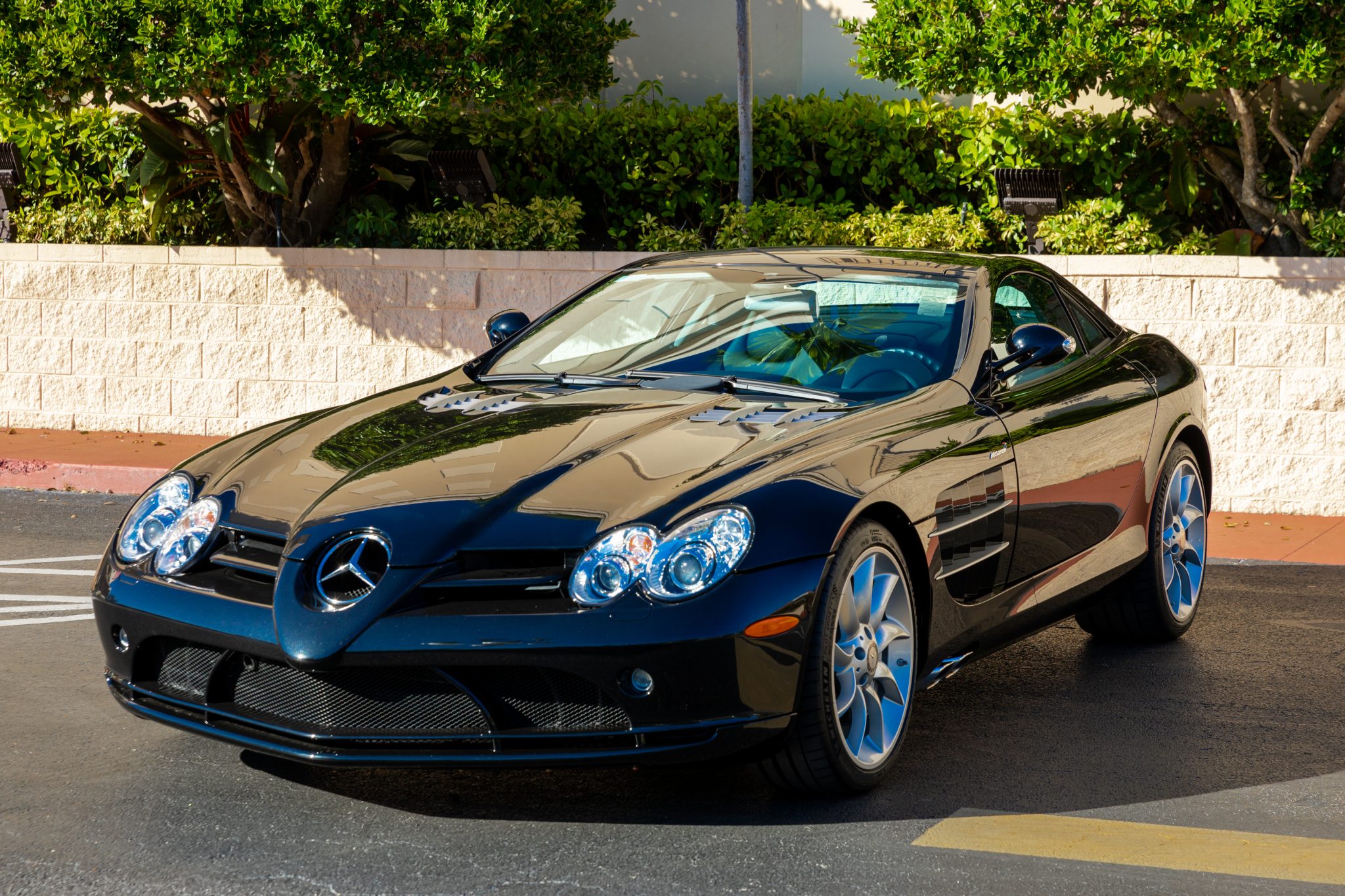 Mercedes-Benz SLR McLaren 