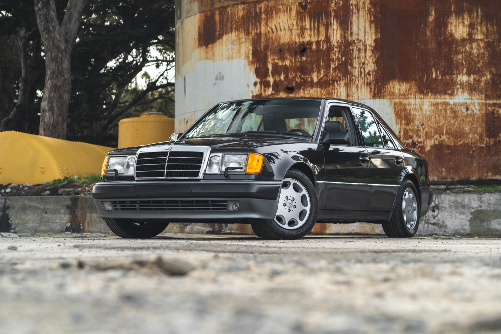 Mercedes-Benz 500E & E500 