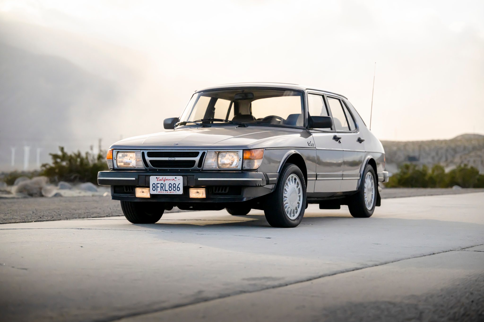 Saab 900 