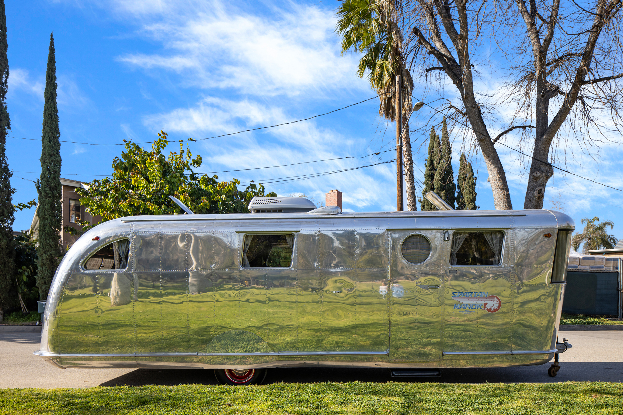 Parts and Automobilia – Trailers 