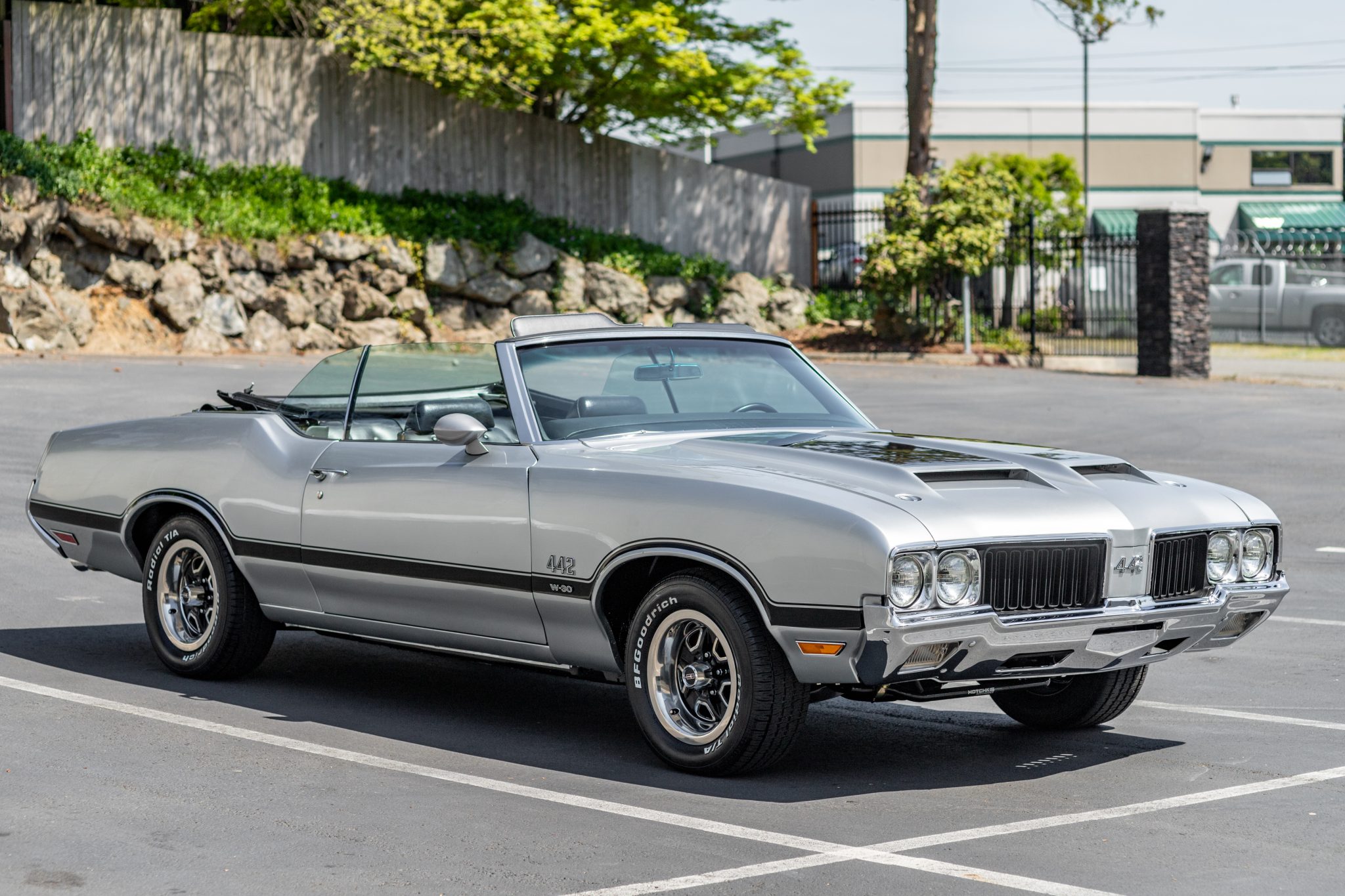 Oldsmobile 442 