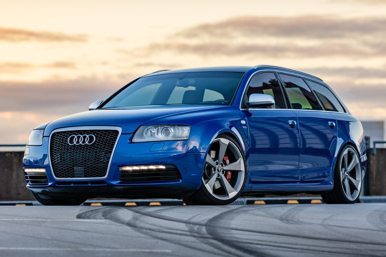 Audi S6 