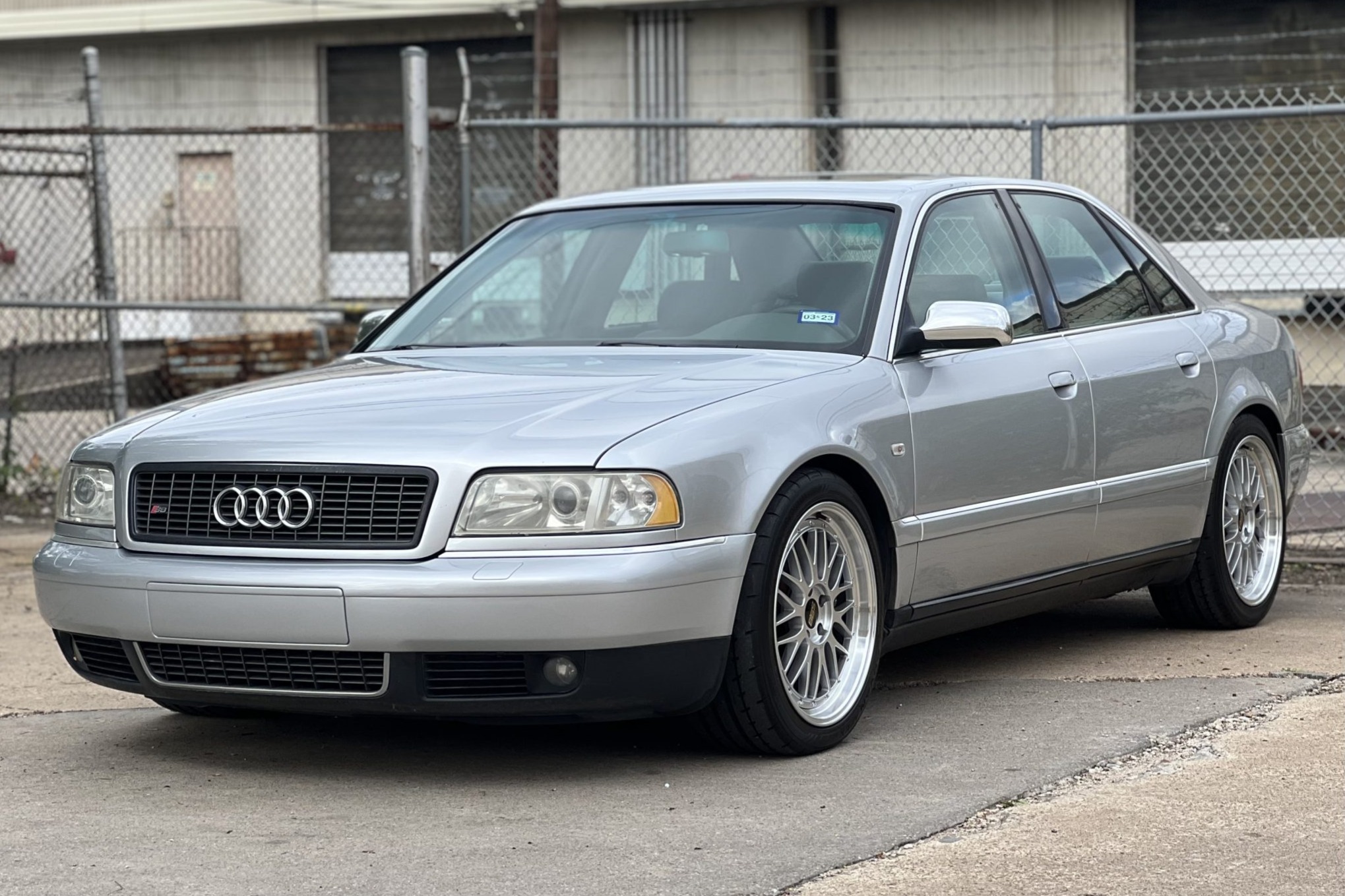 Audi S8 