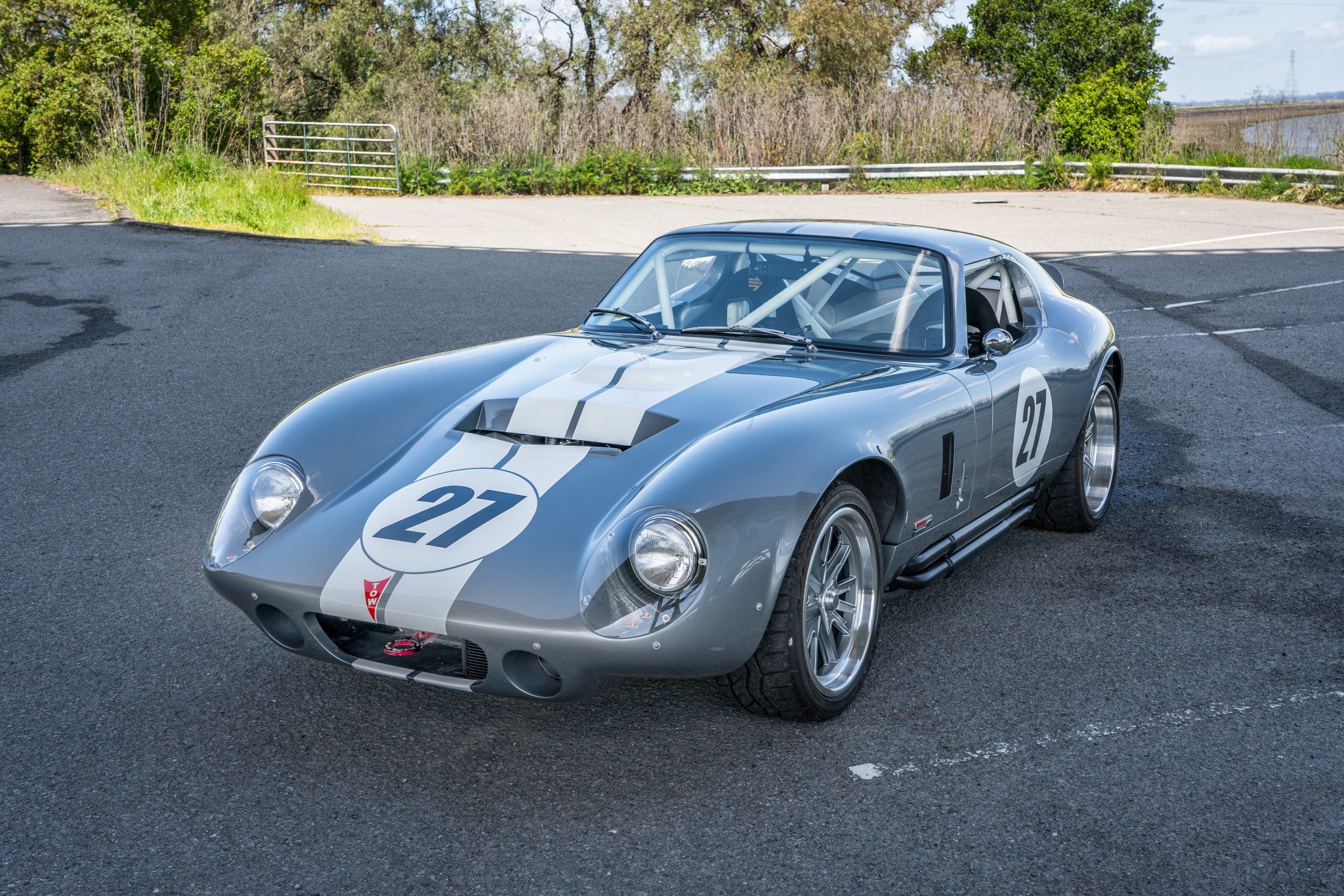 Factory Five Racing Type 65 Coupe-R 5-Speed