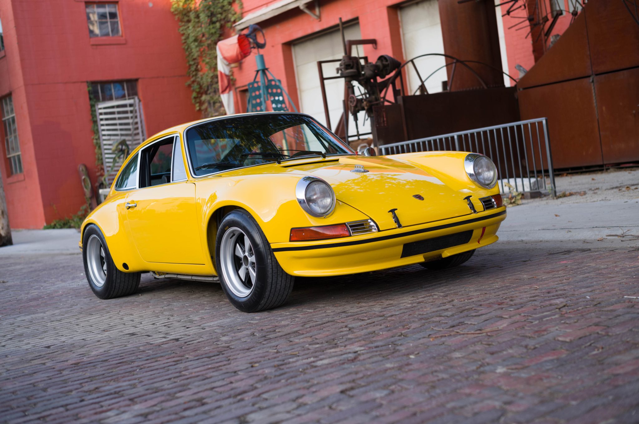 Porsche LWB 911T (1969-1973) 