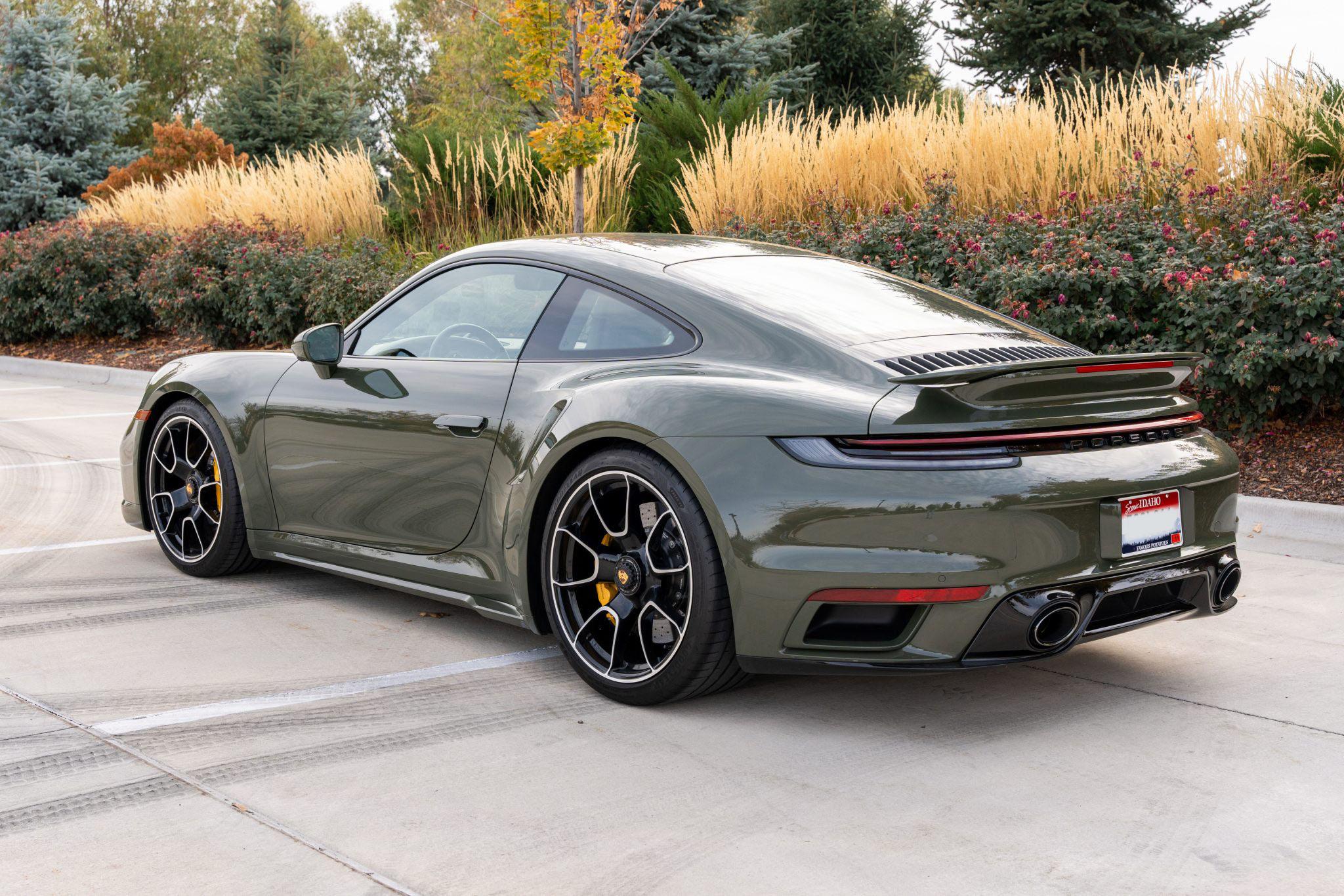 Porsche 992 Turbo 
