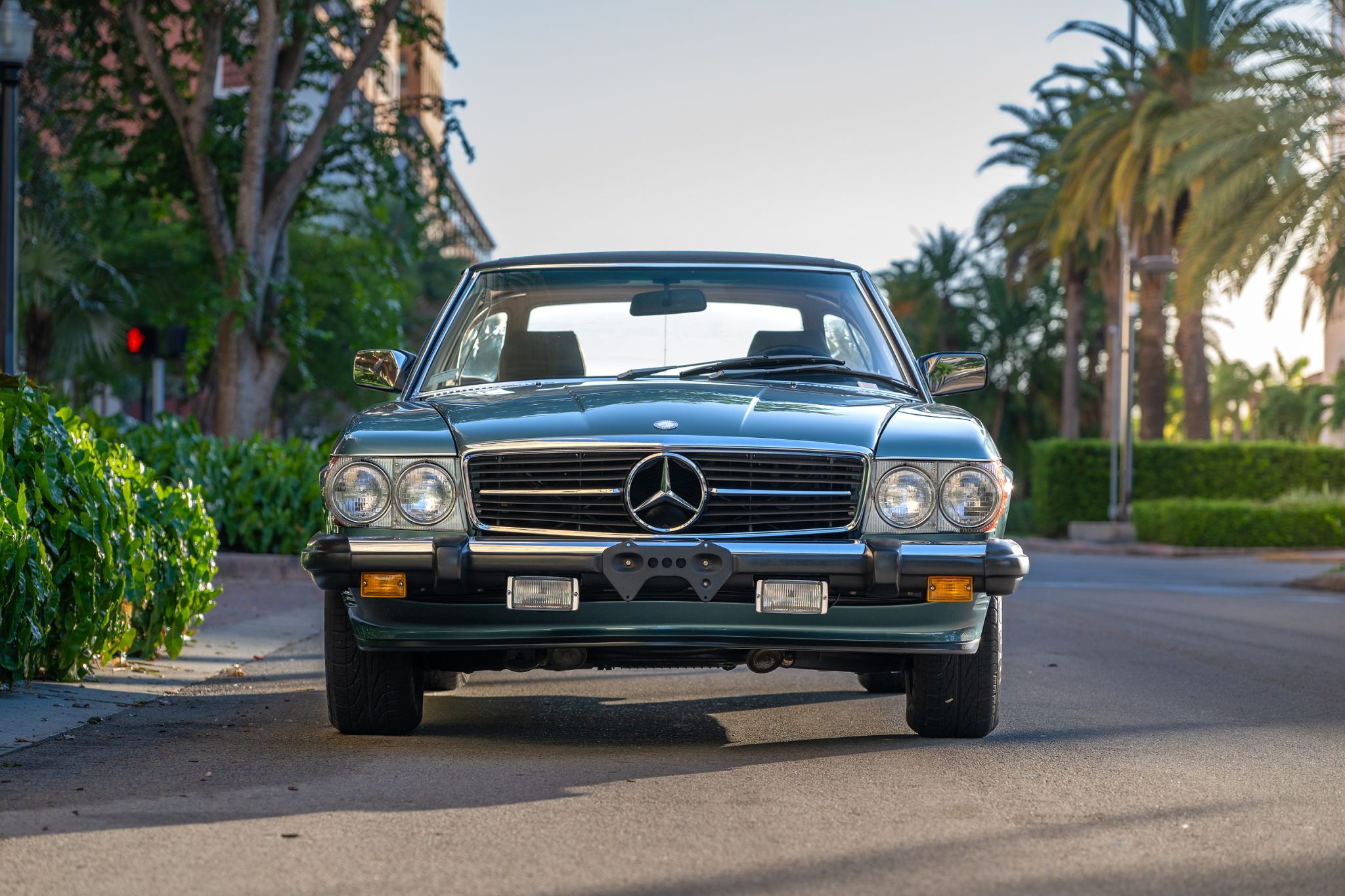 Mercedes-Benz R107 SL 