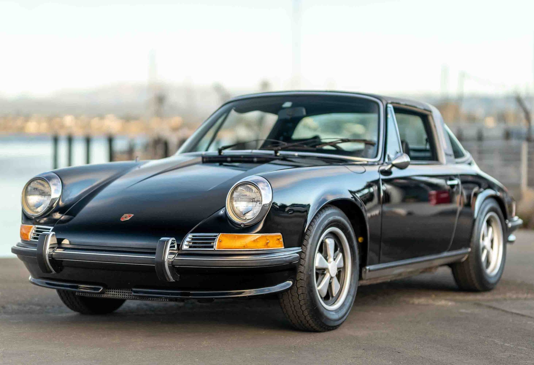 Porsche LWB 911T (1969-1973) 