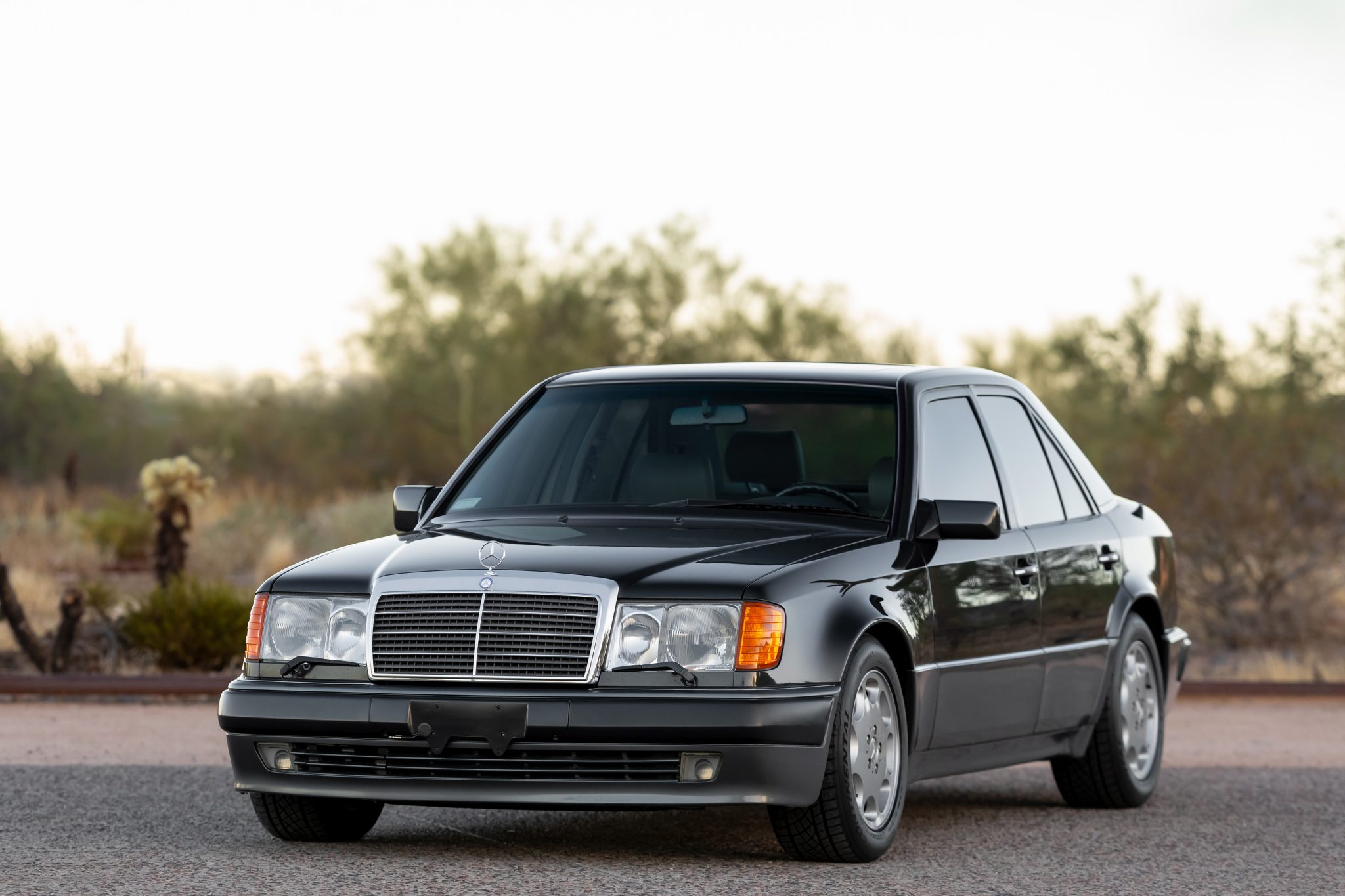 Mercedes-Benz 500E & E500 