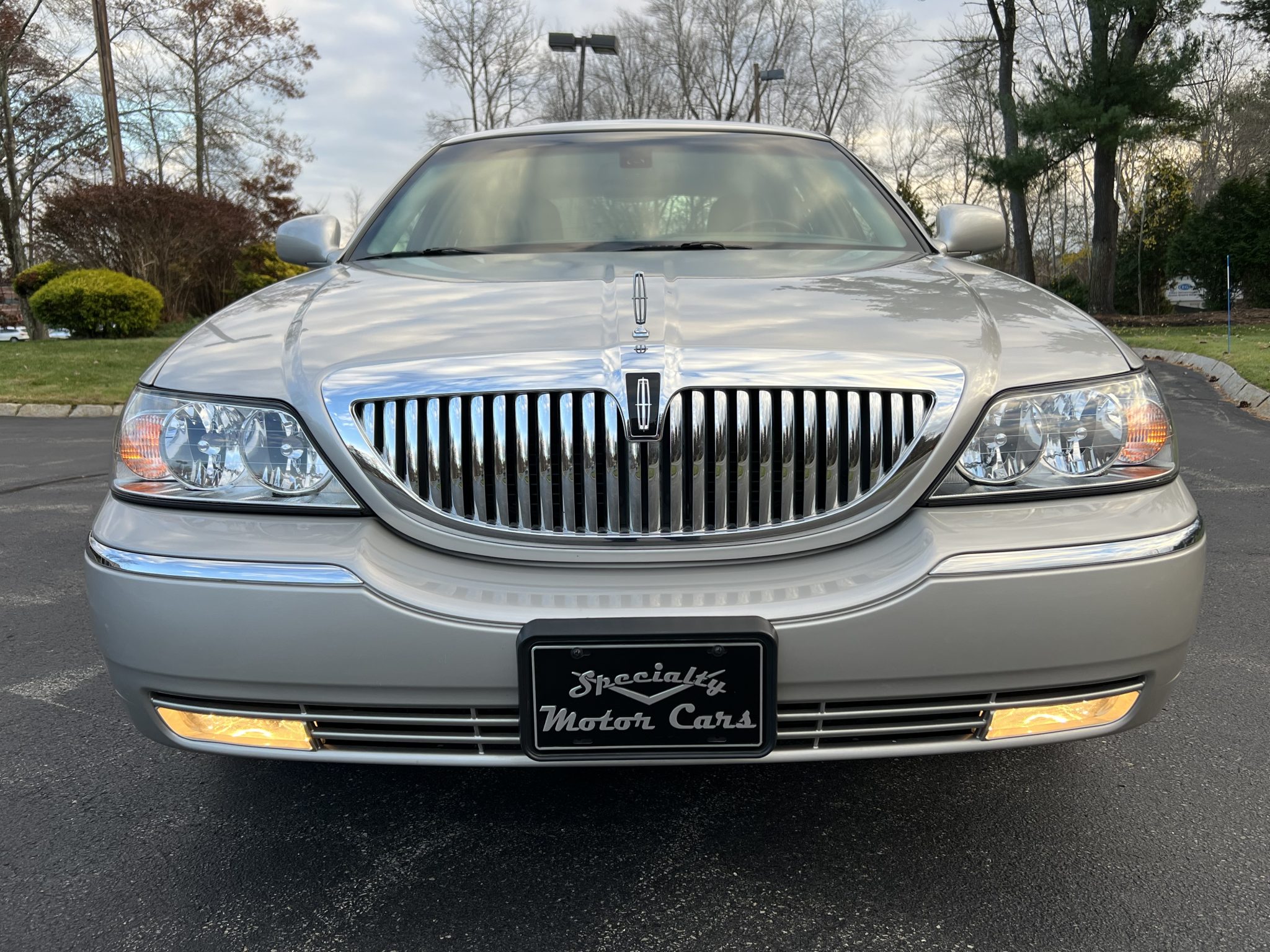 Lincoln Town Car 