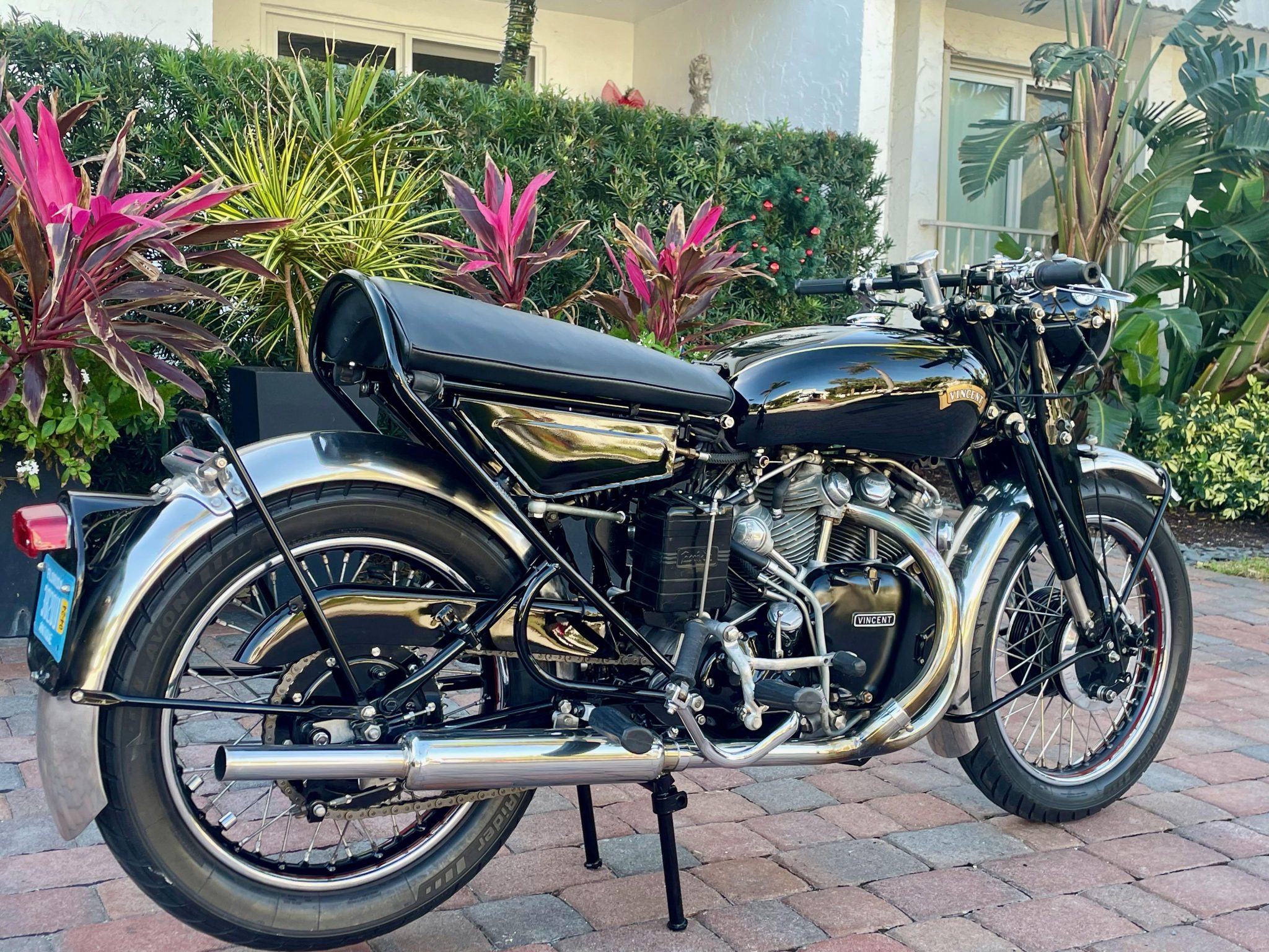 Vincent Black Shadow 