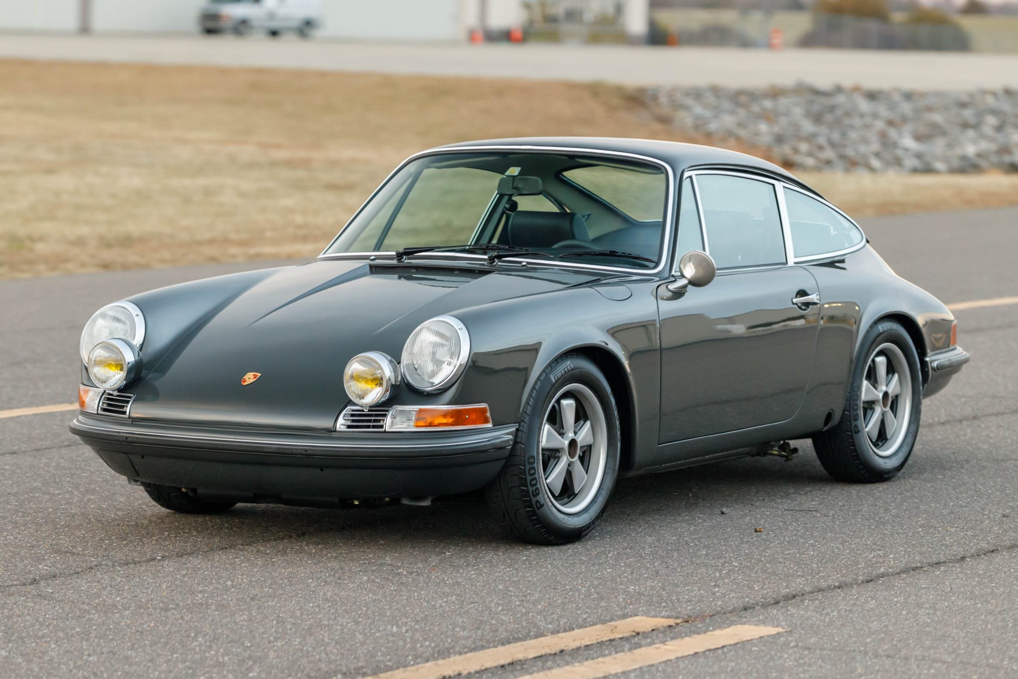 Porsche LWB 911E (1969-1973) 
