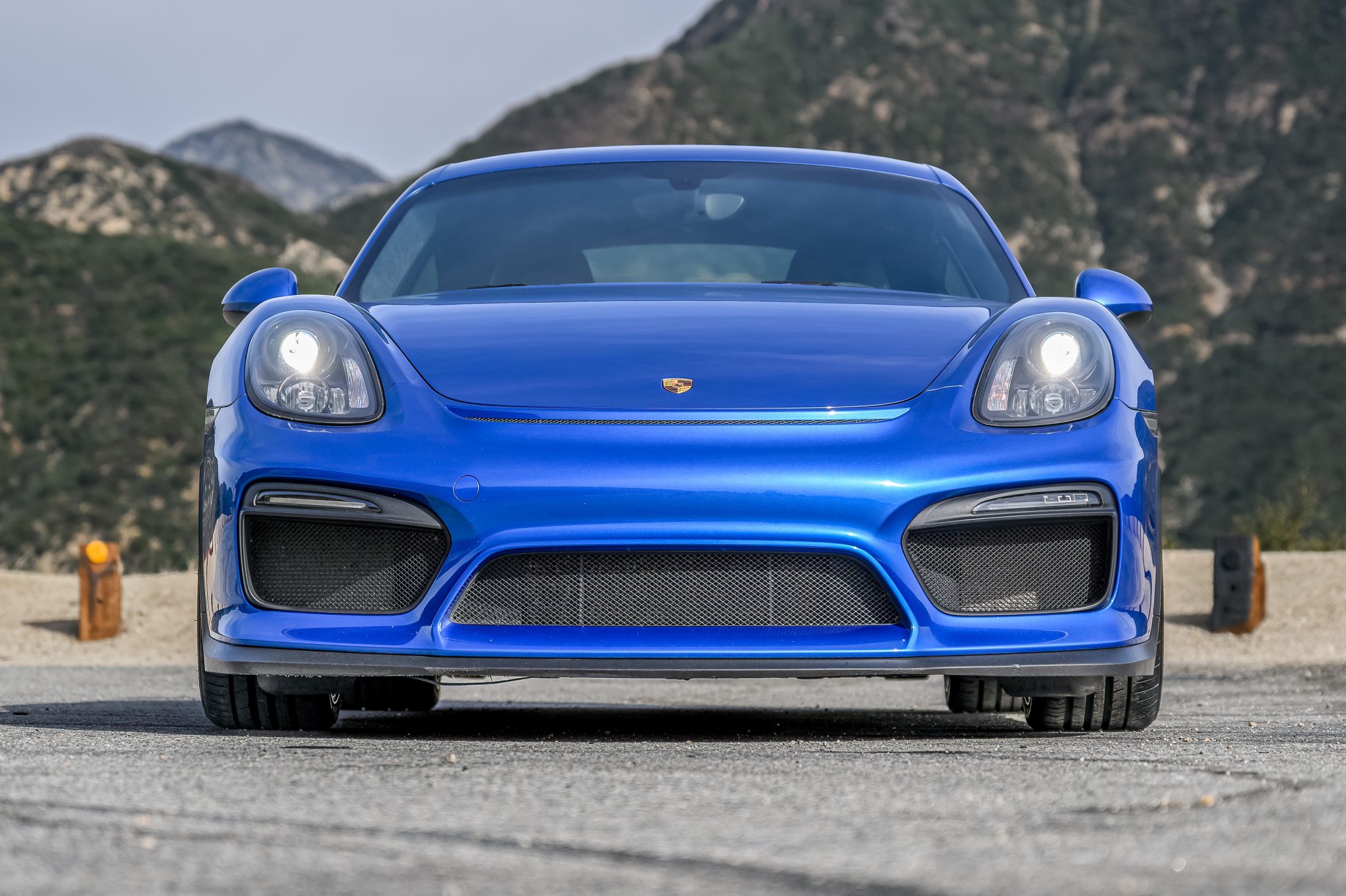 Porsche Cayman GT4 