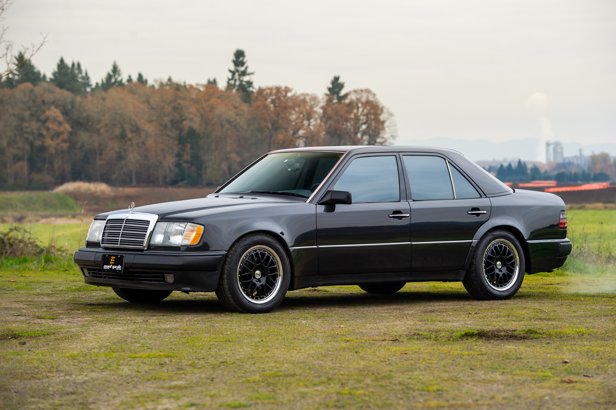 Mercedes-Benz 500E & E500 