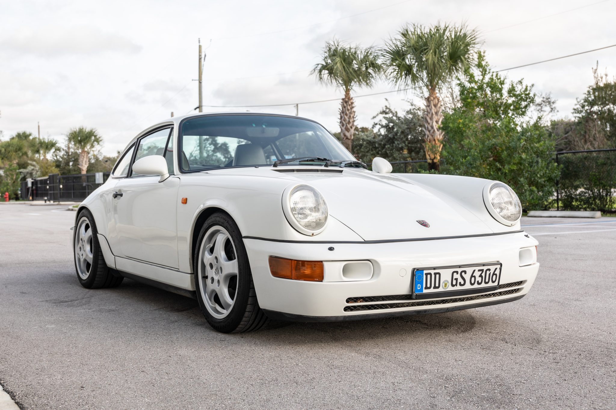 Porsche 964 911 (Non-Turbo) 