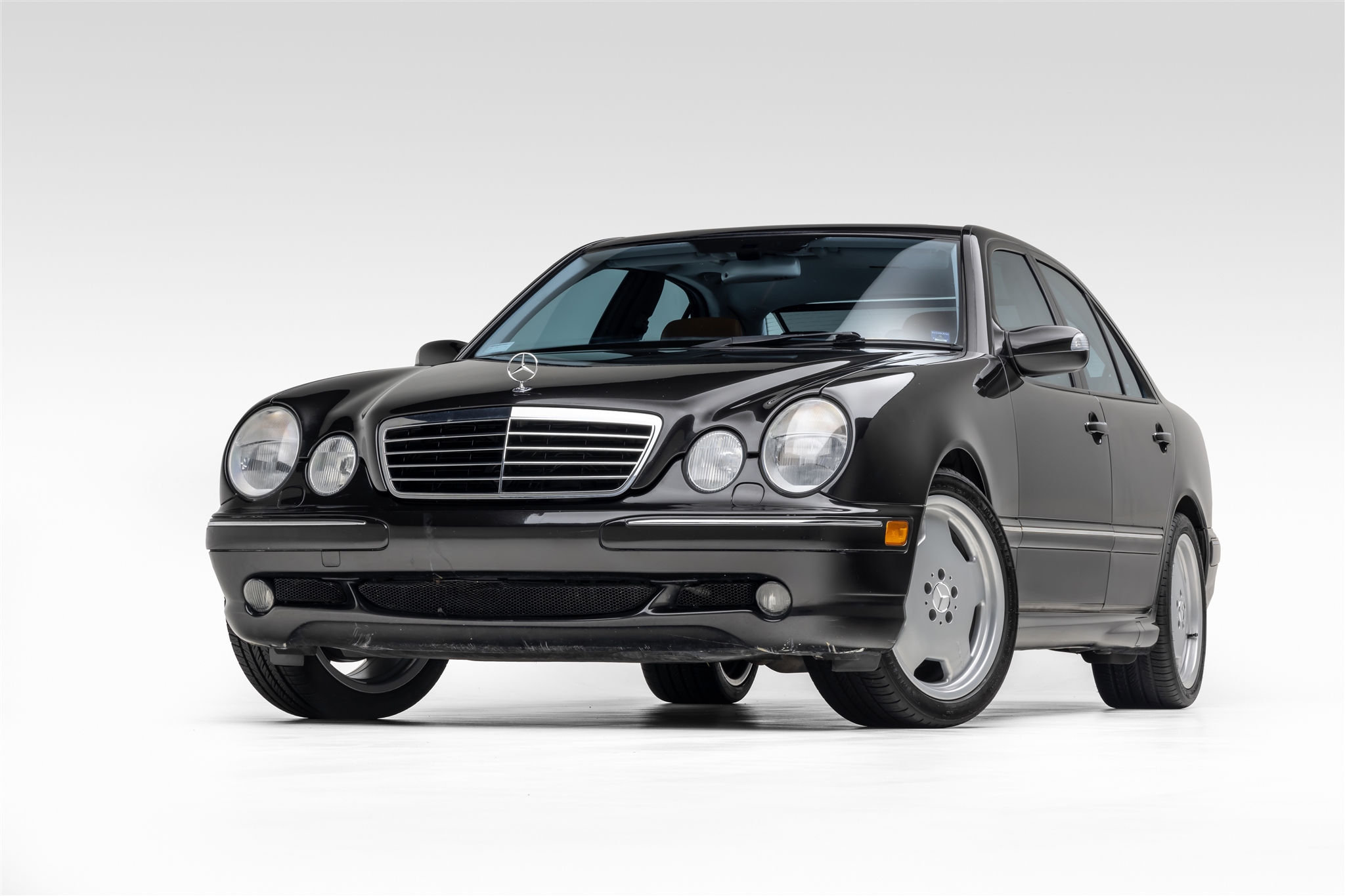 Mercedes-Benz W210 E-Class 