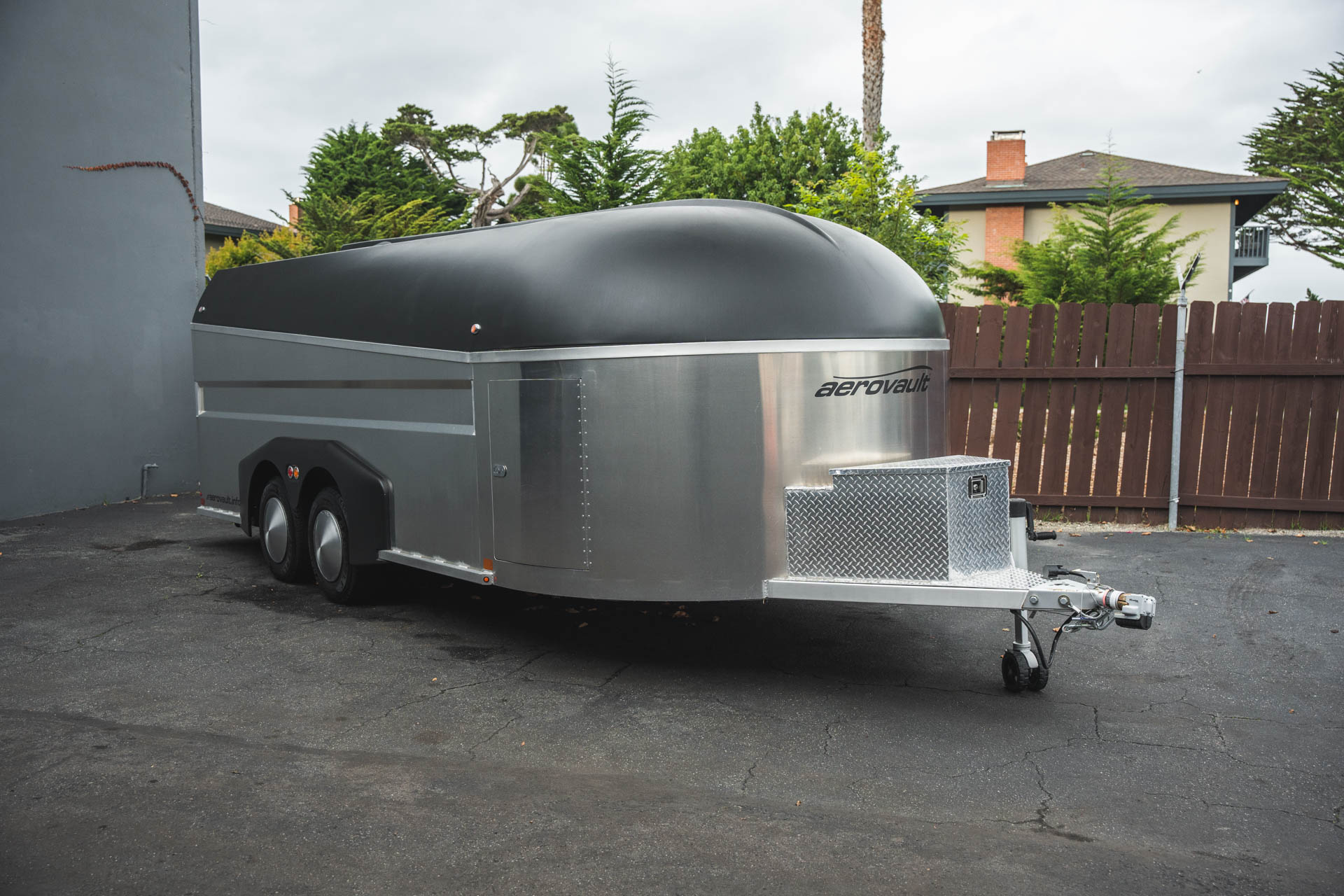 Parts and Automobilia – Trailers 