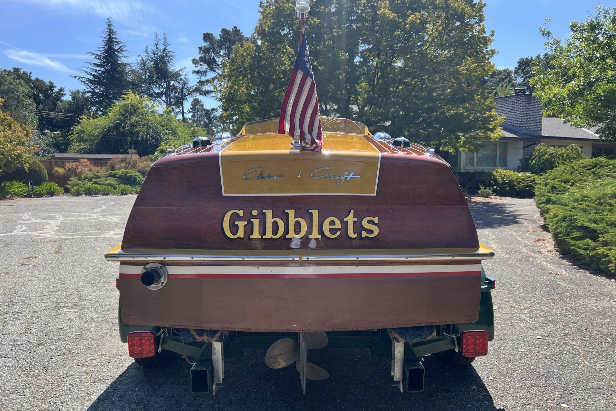 Chris-Craft 16′ Riviera 