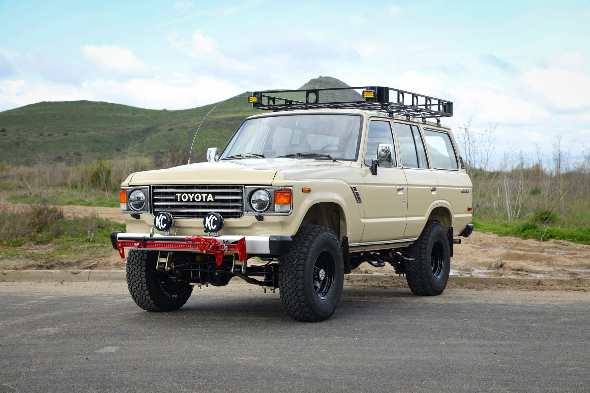 Toyota Land Cruiser 60-Series 