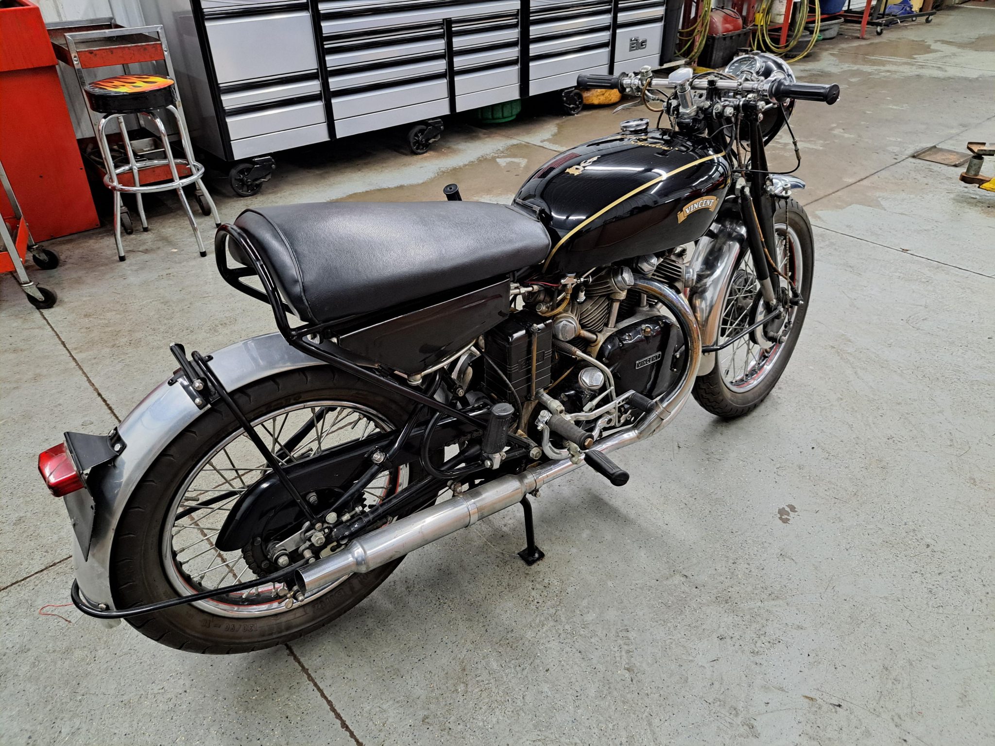 Vincent Black Shadow 