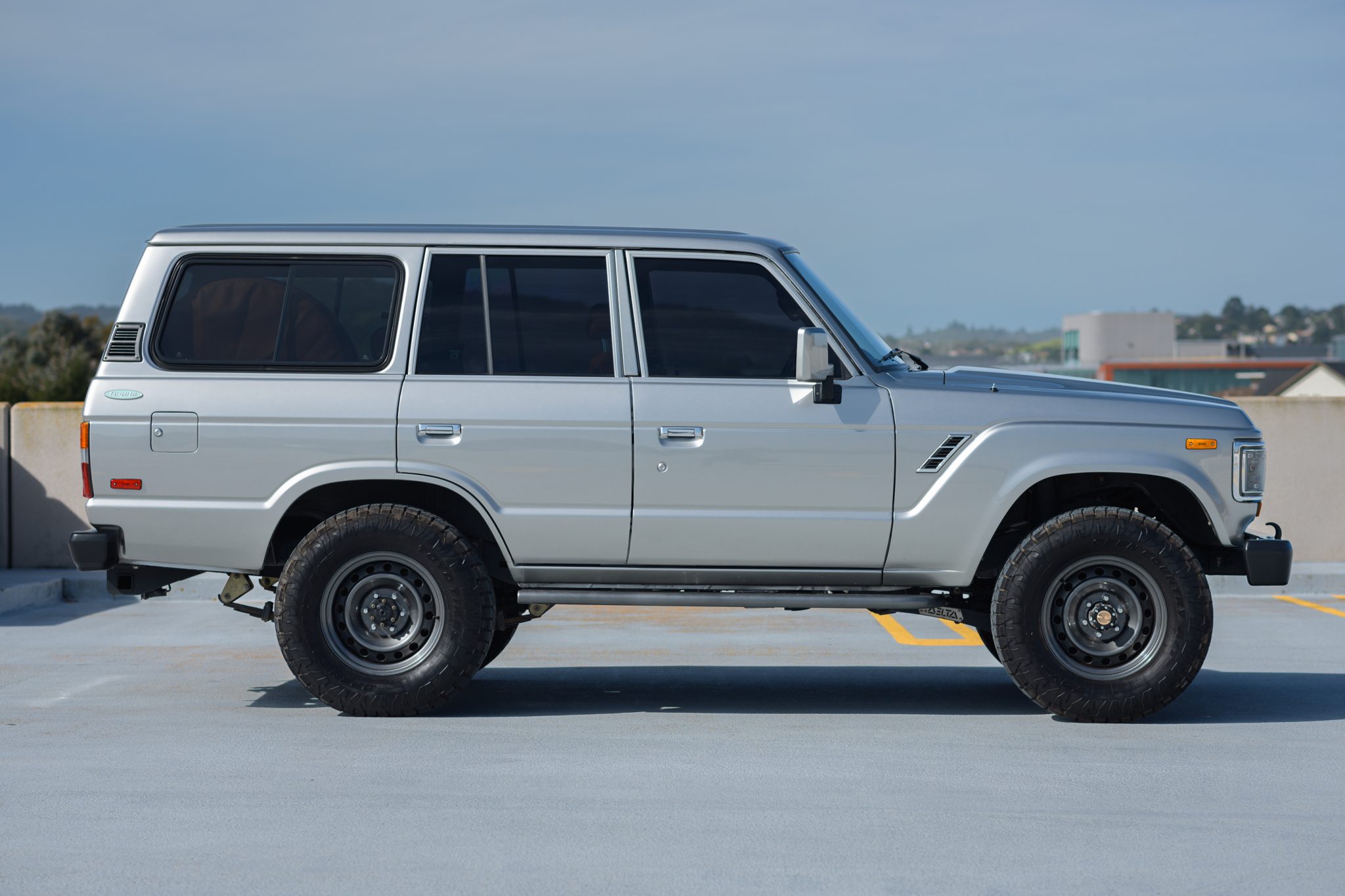 Toyota Land Cruiser 60-Series 