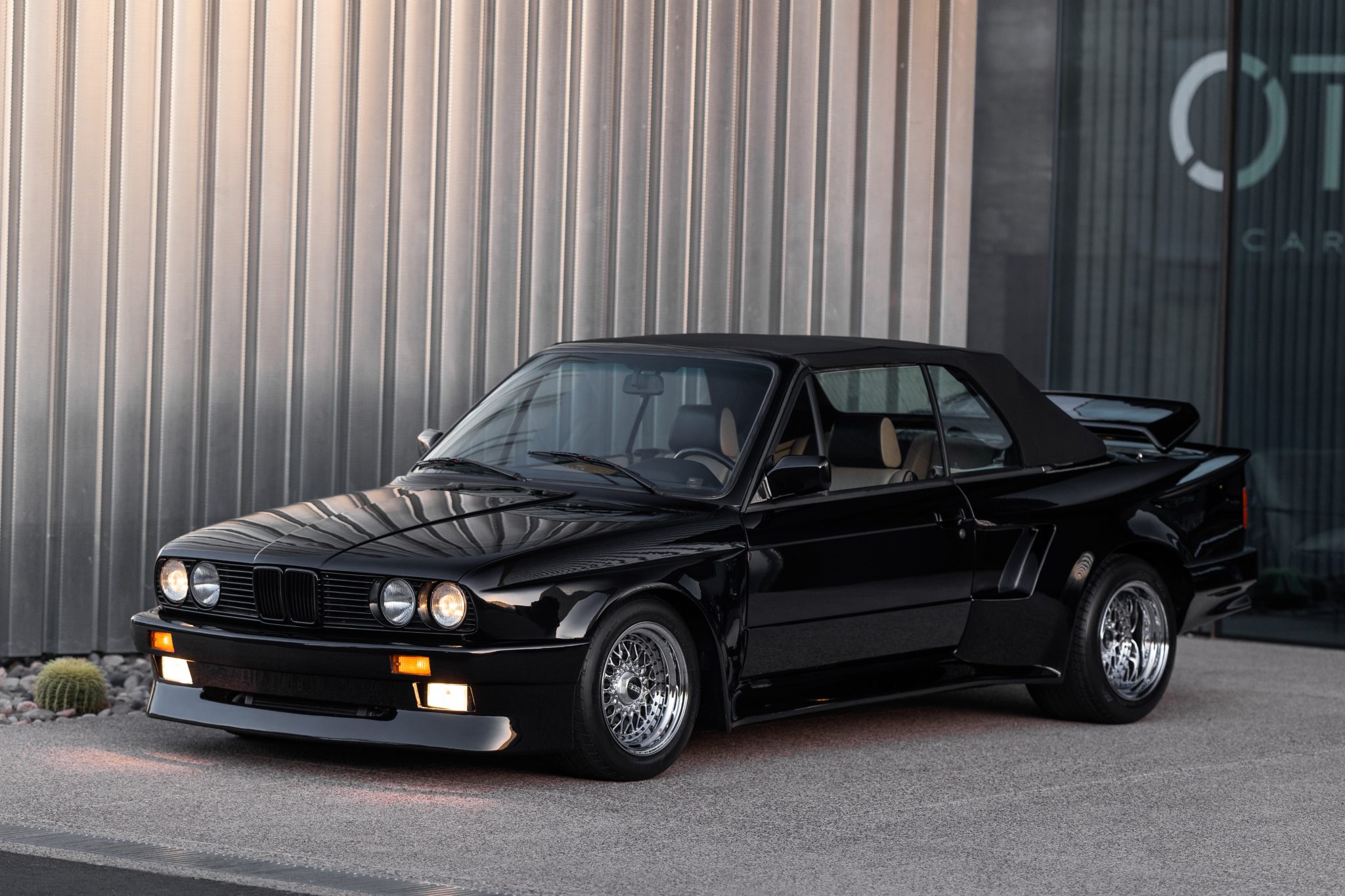 BMW E30 3-Series Convertible 