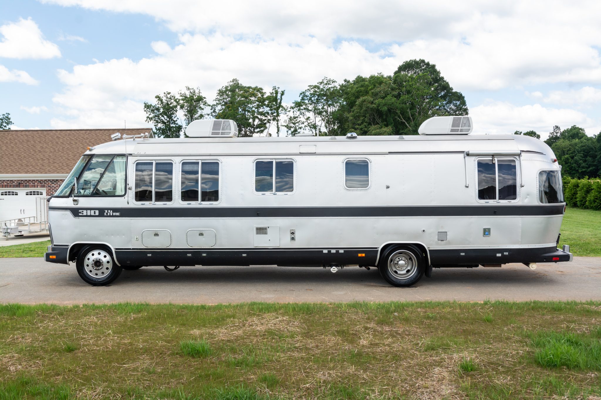 Airstream Motorhome 