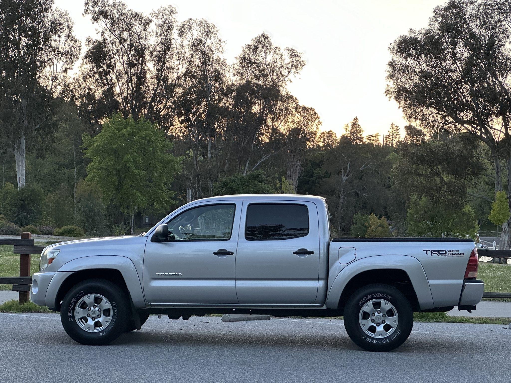 Toyota Tacoma (N2X0 2005-2015) 
