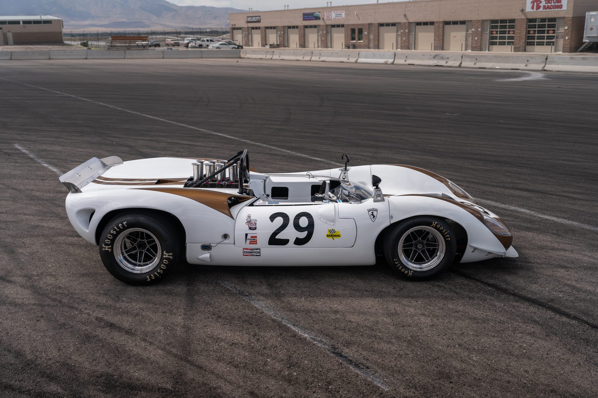 Lola T70 MkII Spyder 