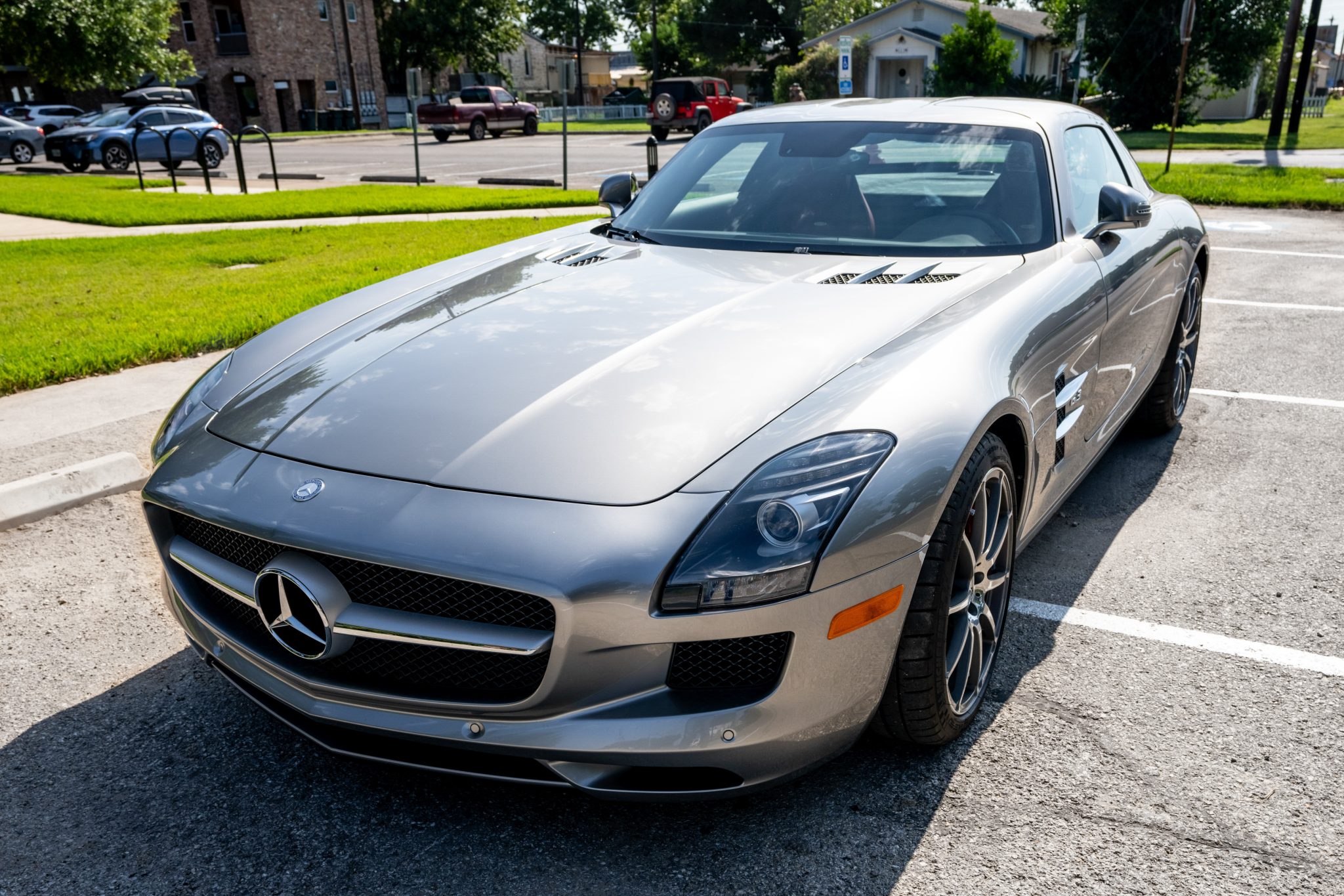 Mercedes-Benz SLS AMG 