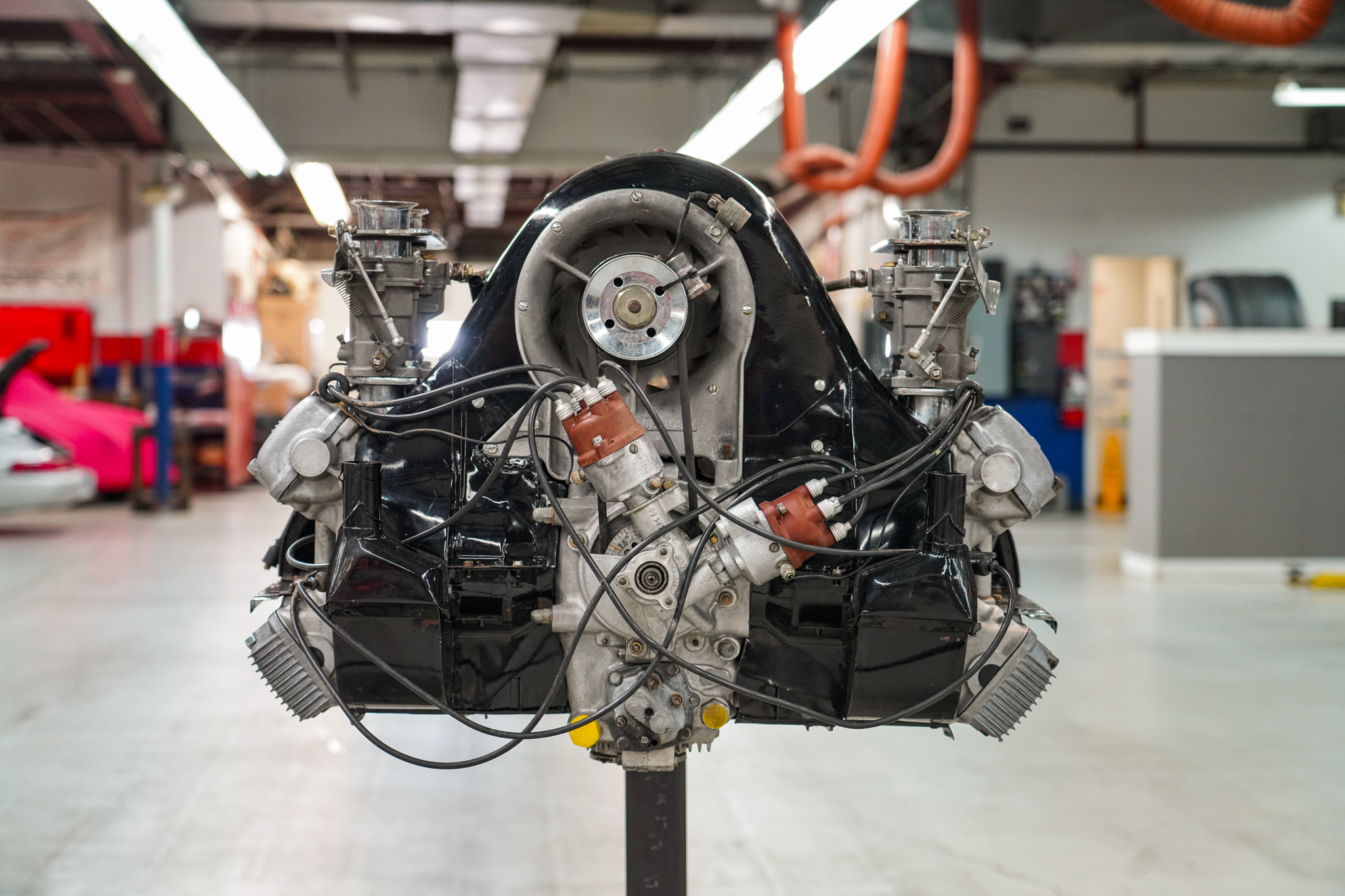 Porsche Fuhrmann Four-Cam Engine