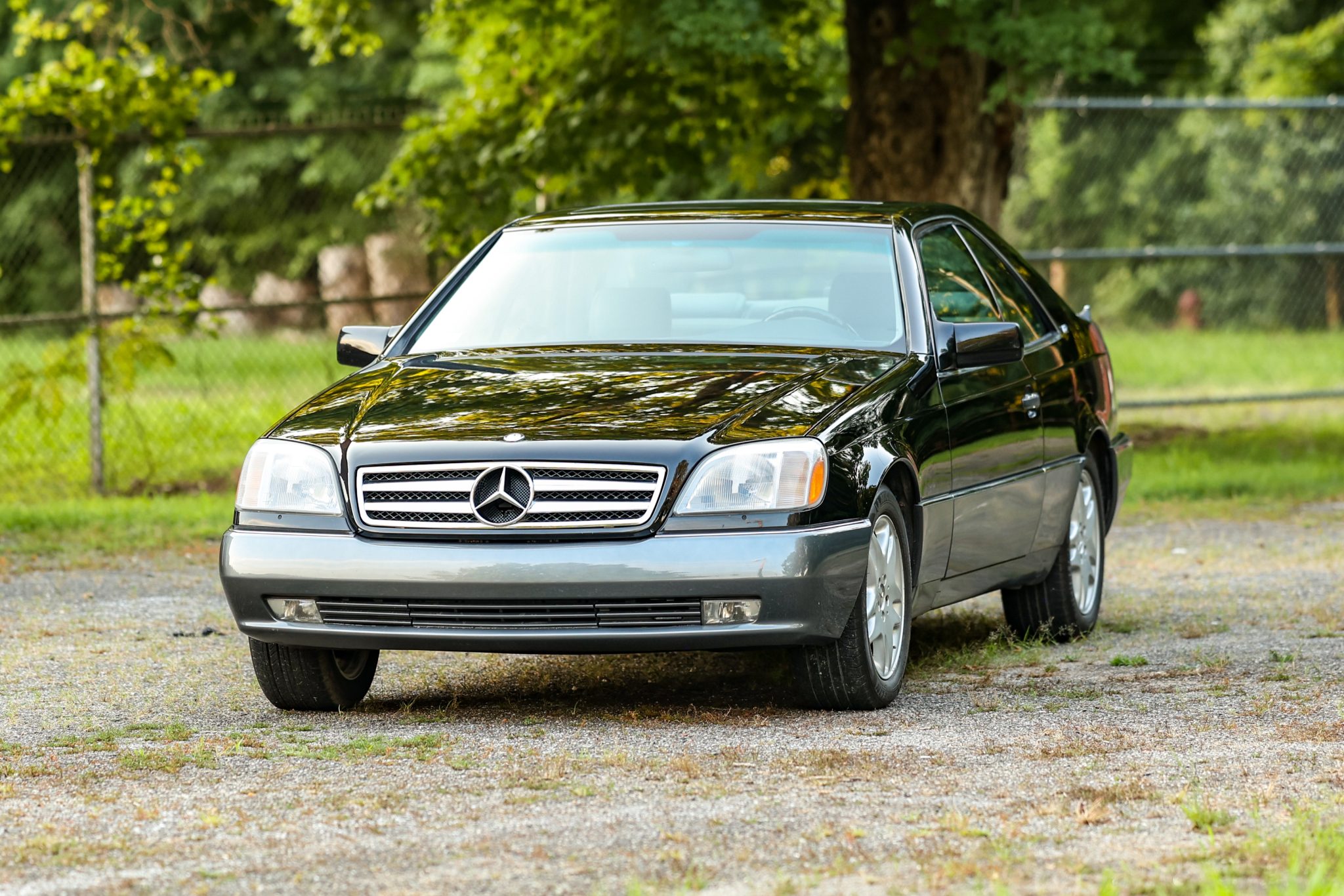 Mercedes-Benz C140 