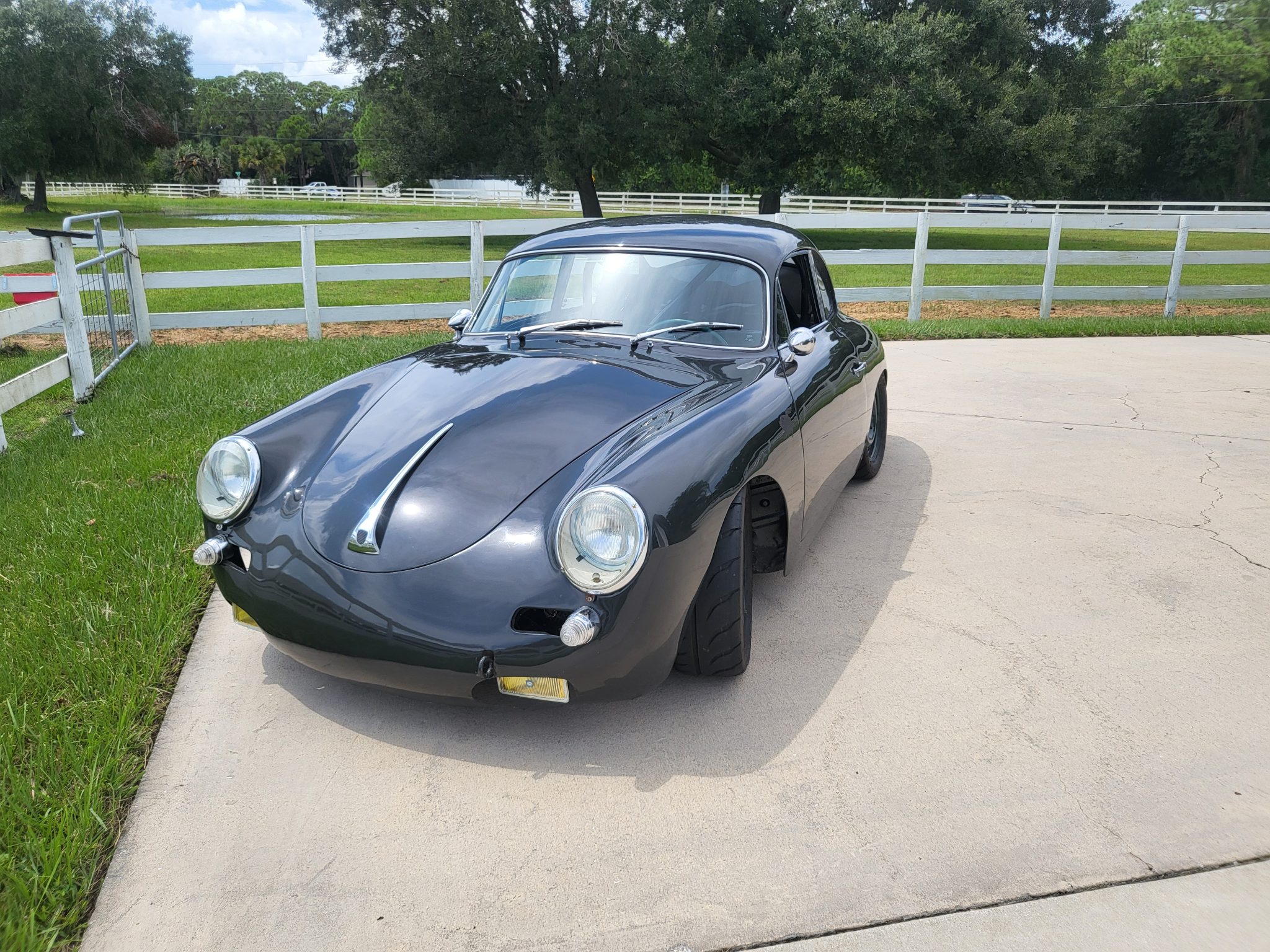 Porsche 356B 