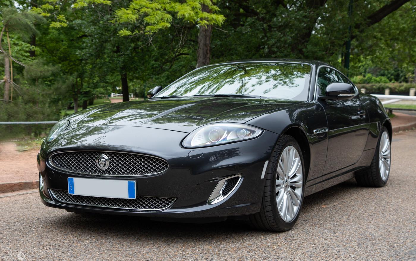 Jaguar XK / XK8 / XKR