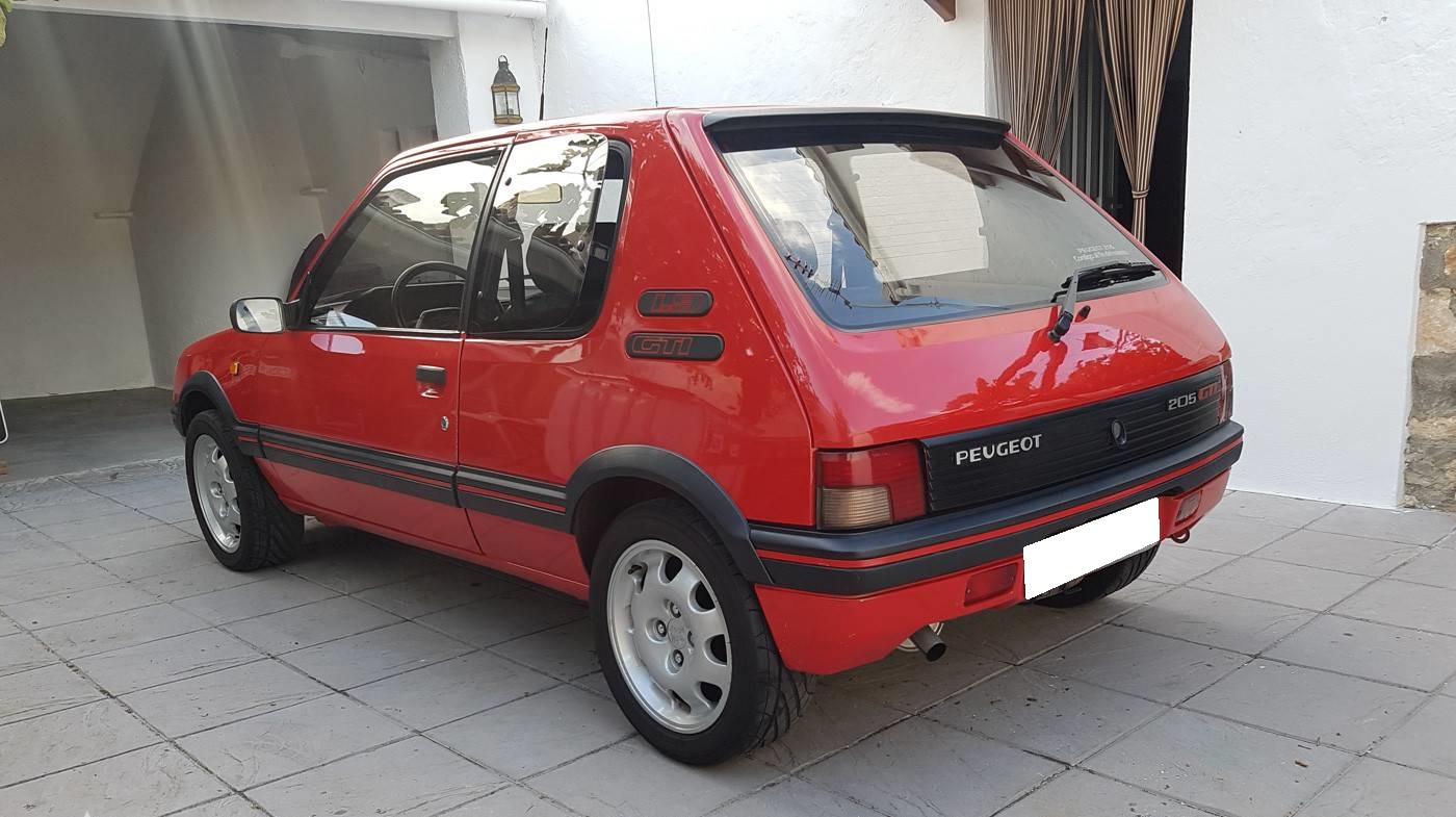 Peugeot 205 GTI